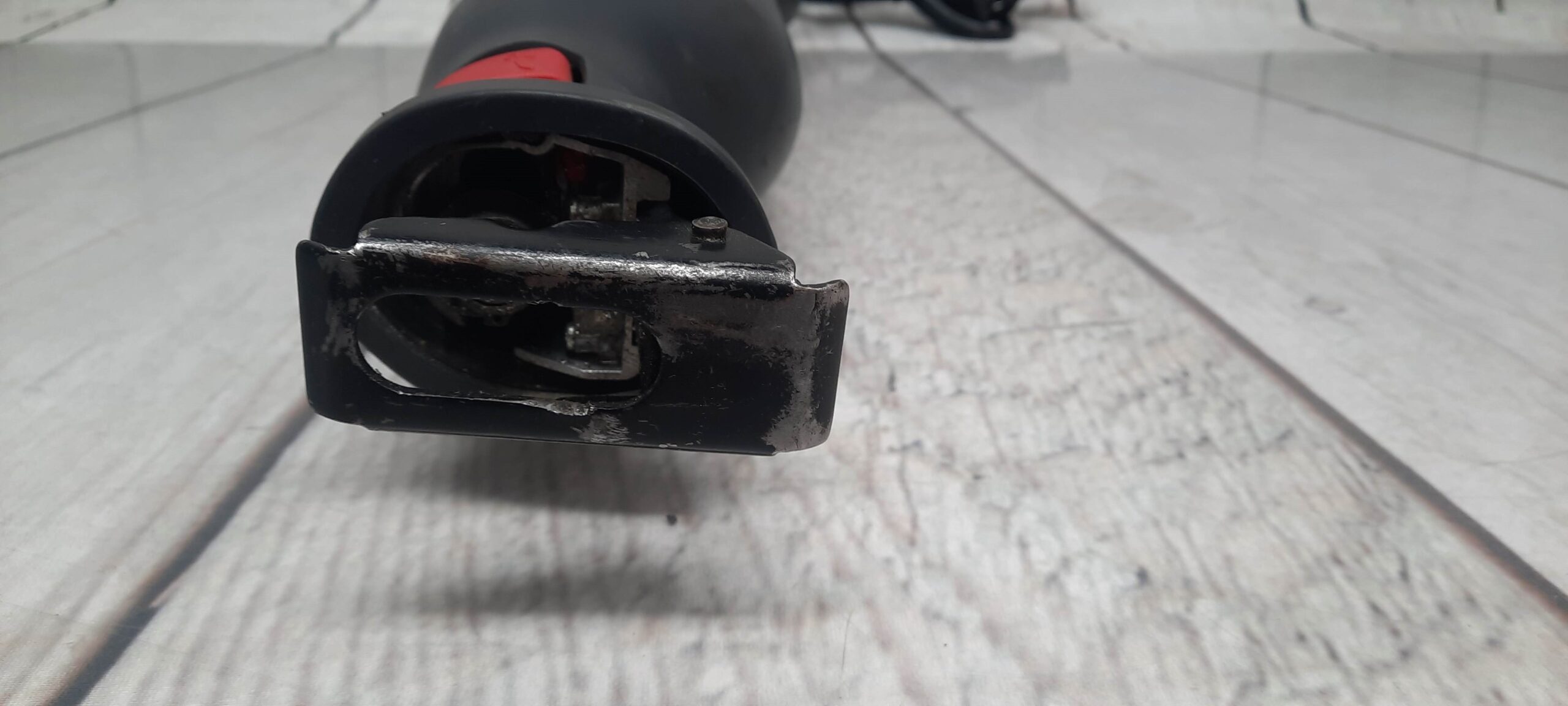 Craftsman 320.1719 Corded Variable Speed Reciprocating Saw – Powerful & Reliable (Good Condition)