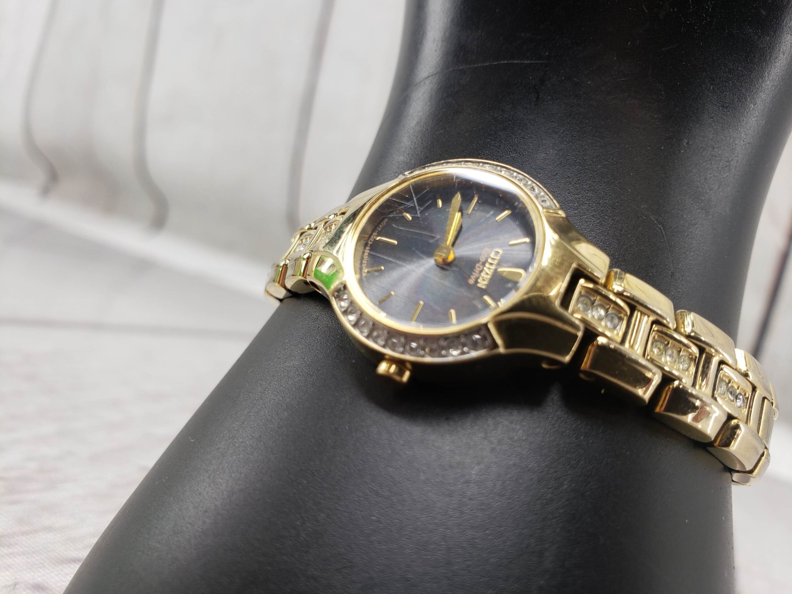 Citizen eco-drive b023-s055601 Watch-Ladies Stainless Steel 0.01 DWT