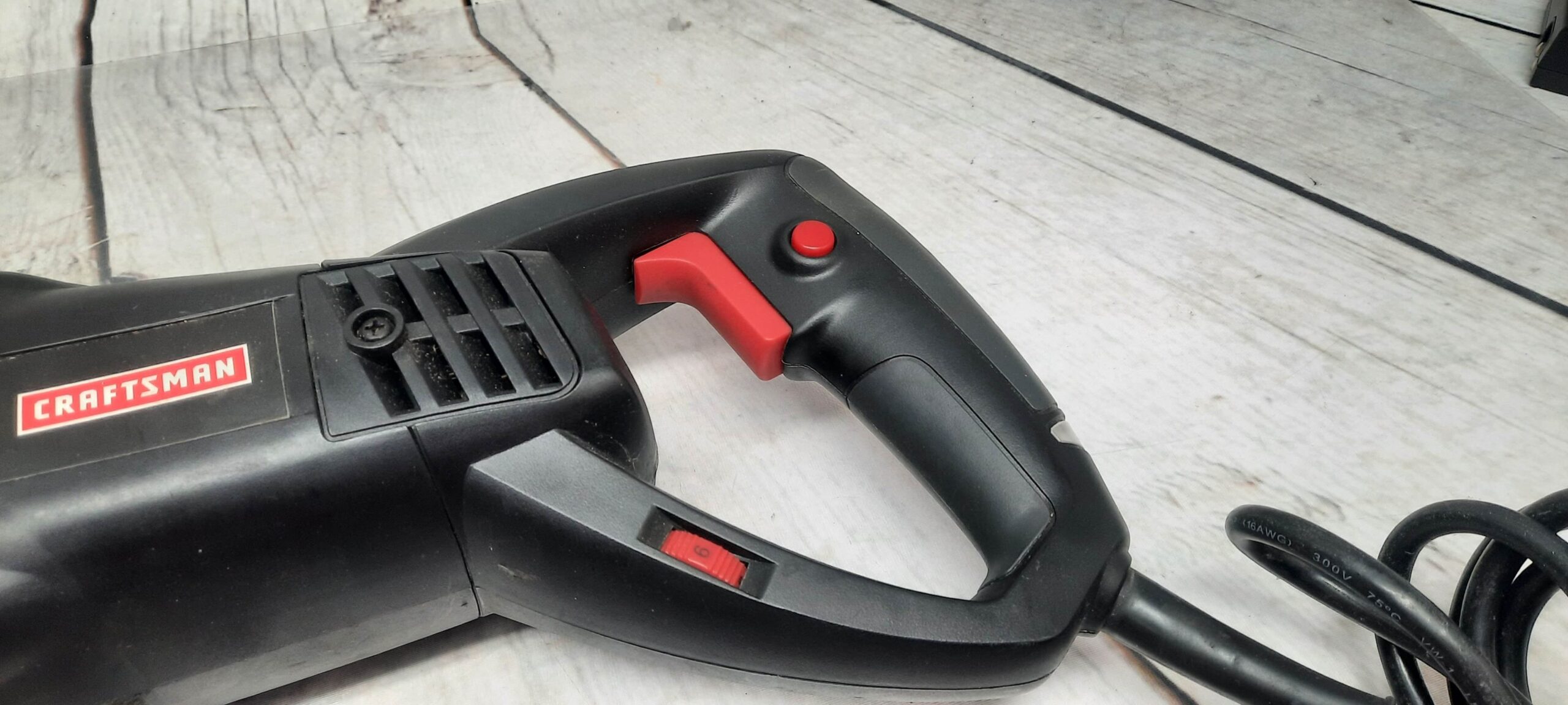 Craftsman 320.1719 Corded Variable Speed Reciprocating Saw – Powerful & Reliable (Good Condition)