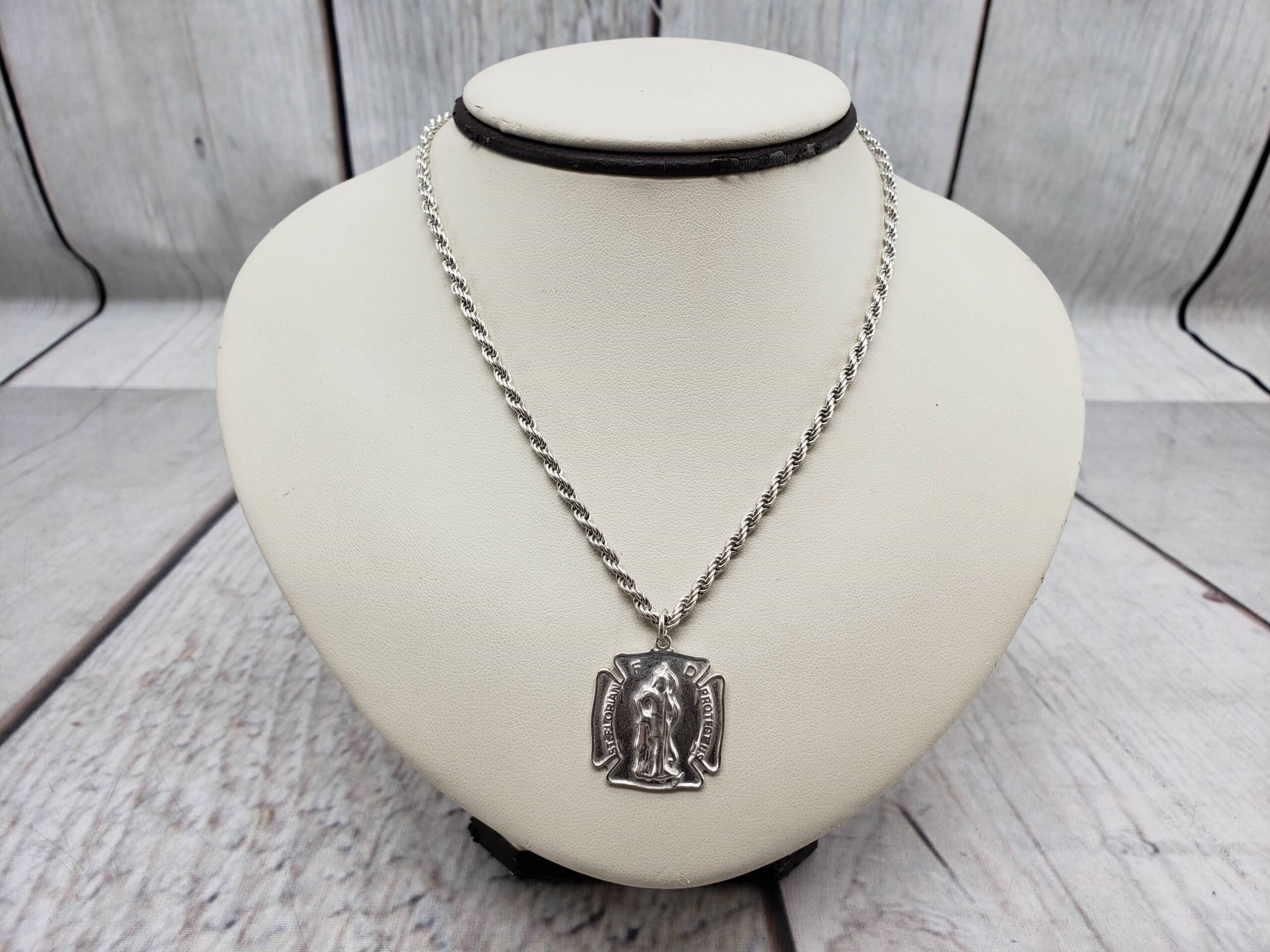 Necklace SS Unisex 25″ Rope Chain, 14.87DWT .925 Sterling Silver, St. Florian