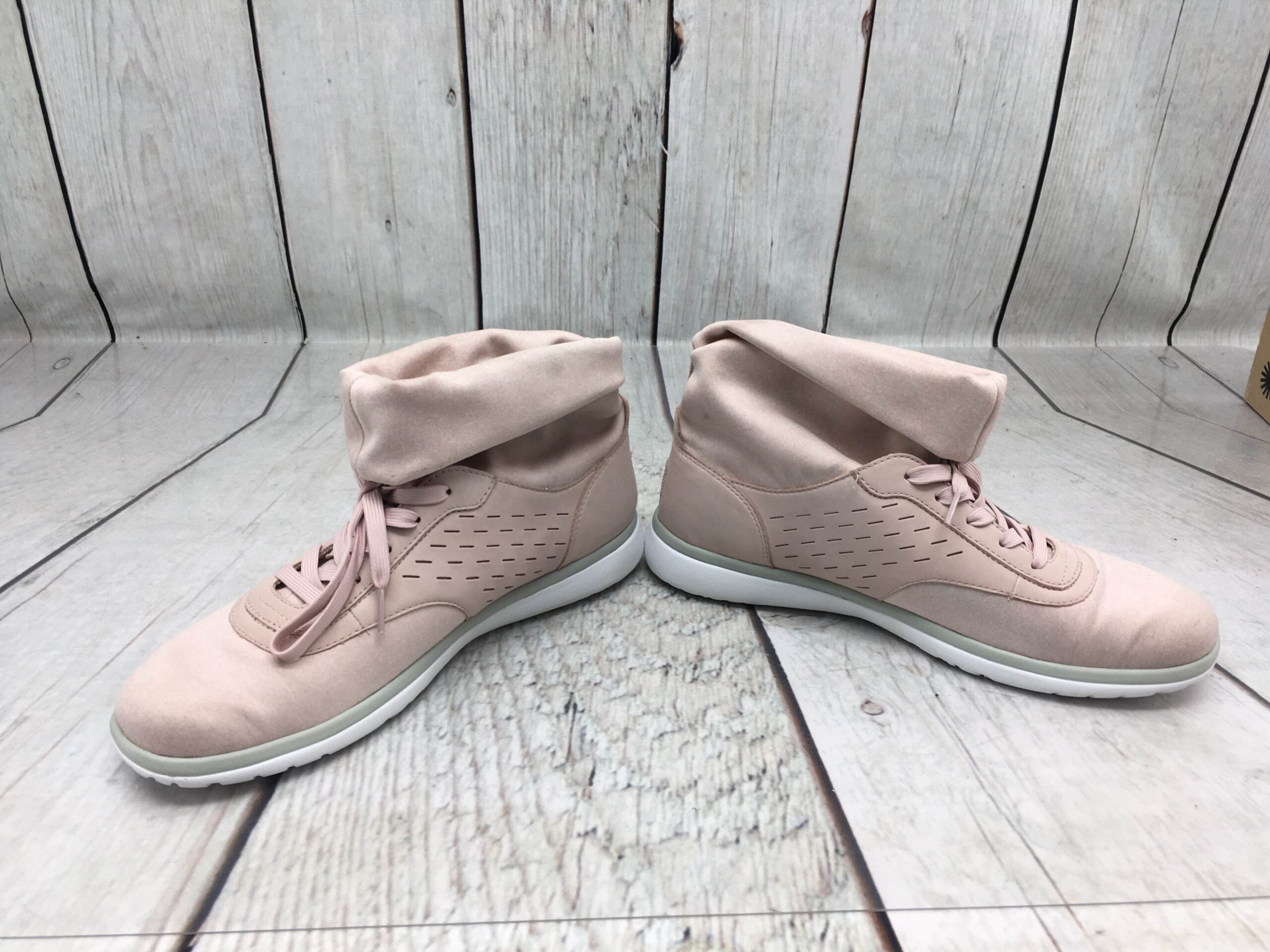 UGGS Shoes
