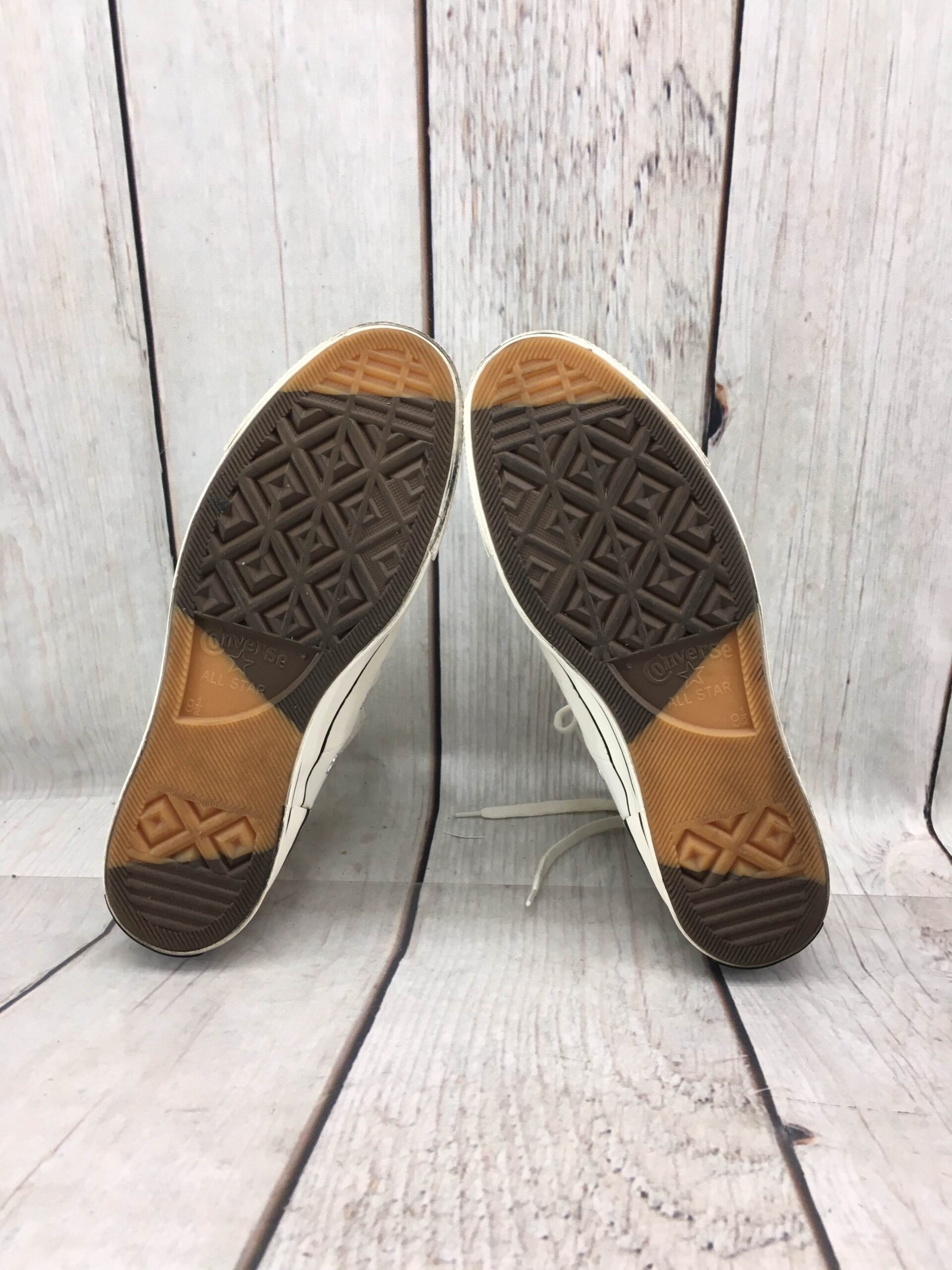 Converse Chuck Taylor All Star 70 Unisex High Top Shoes. Men’s Size 9.5 and Woman’s 11.5