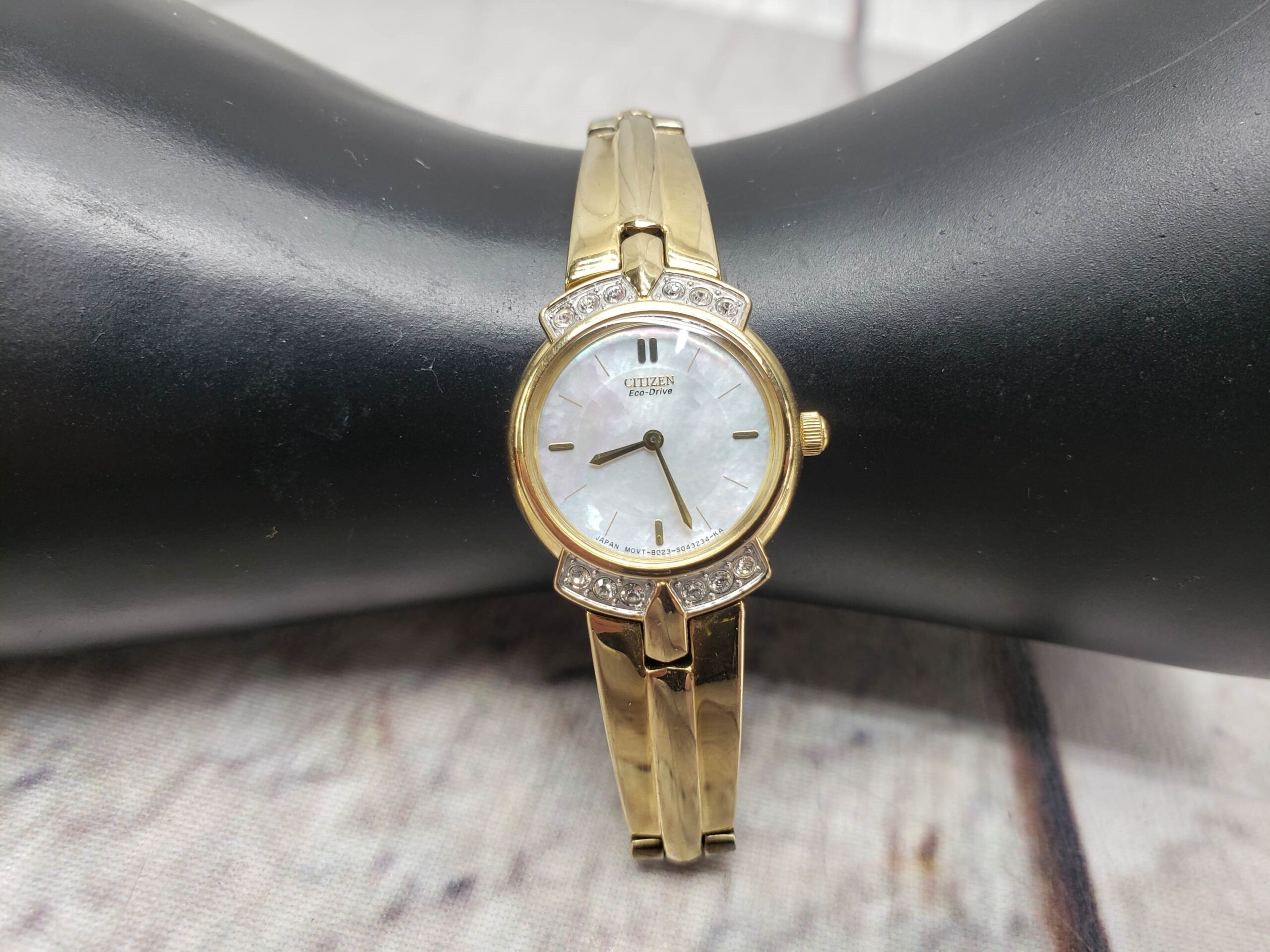 Citizen eco-drive b023-s025516 Watch-Ladies Stainless Steel 0.01 DWT