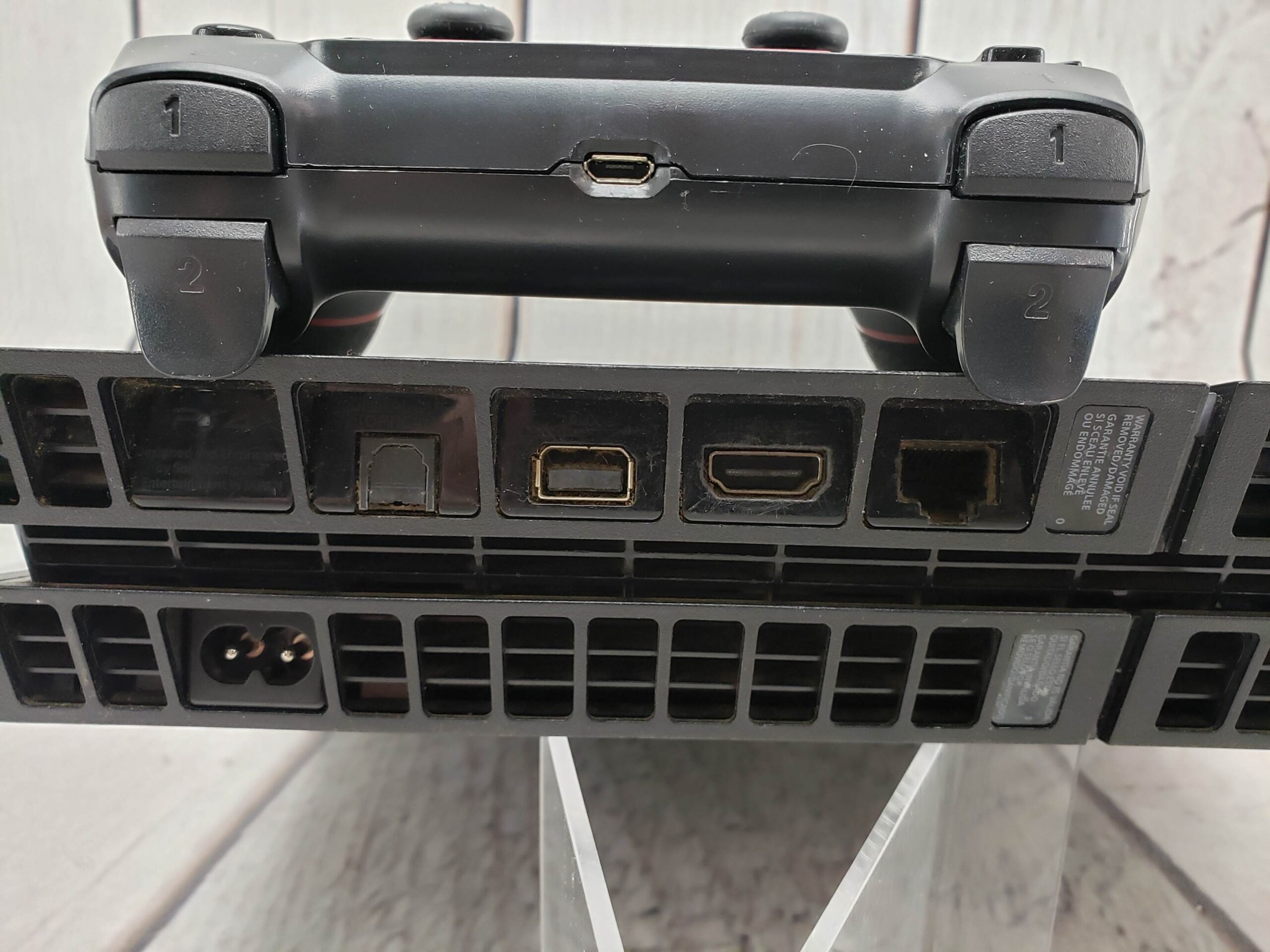 Sony PS4 500GB w/ one controller, power supply, cords, good condition