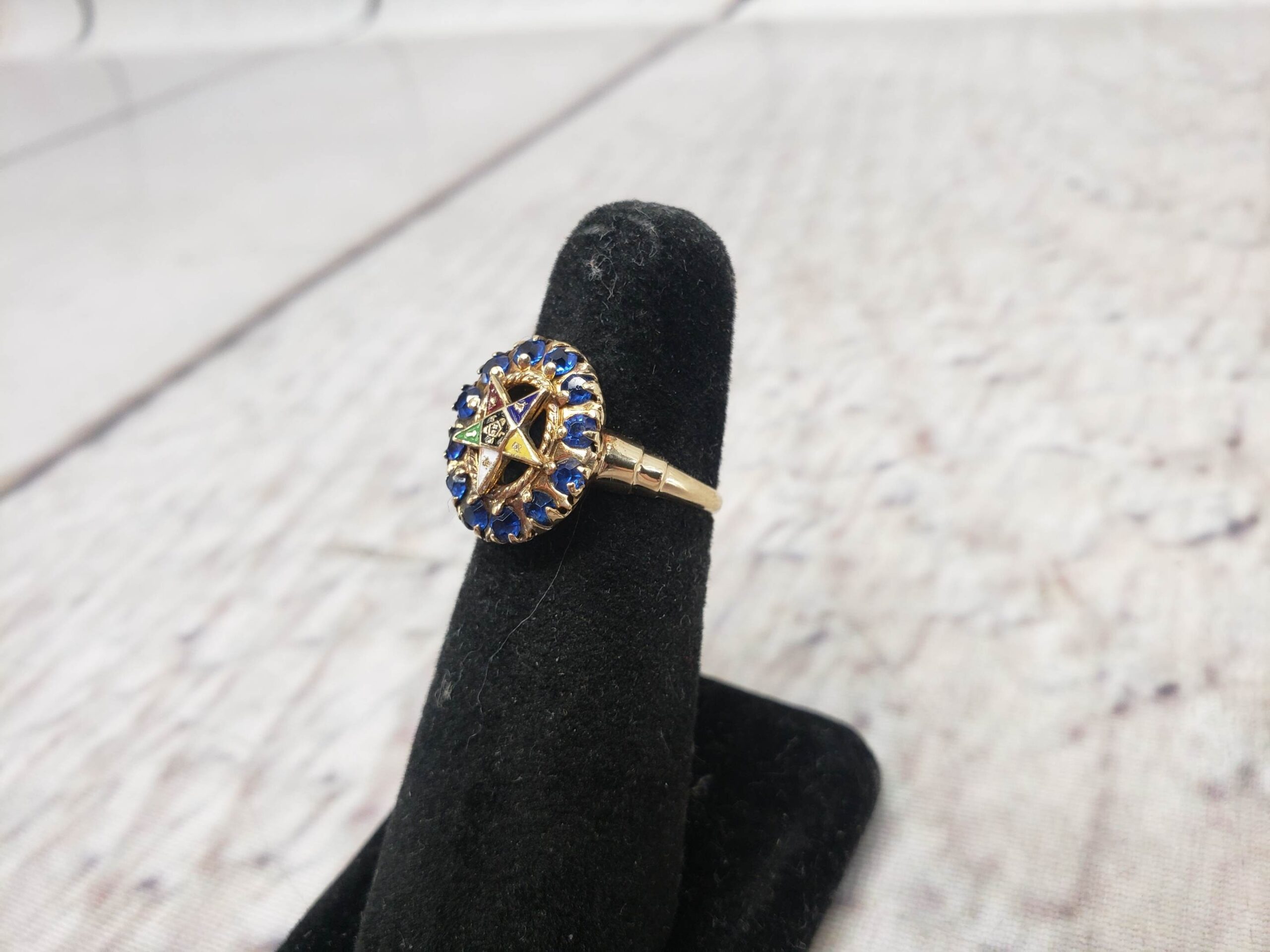Ring YG Women Sz 6 1.56DWT 10k Yellow Gold, Blue Sapphire Order of the Eastern Star