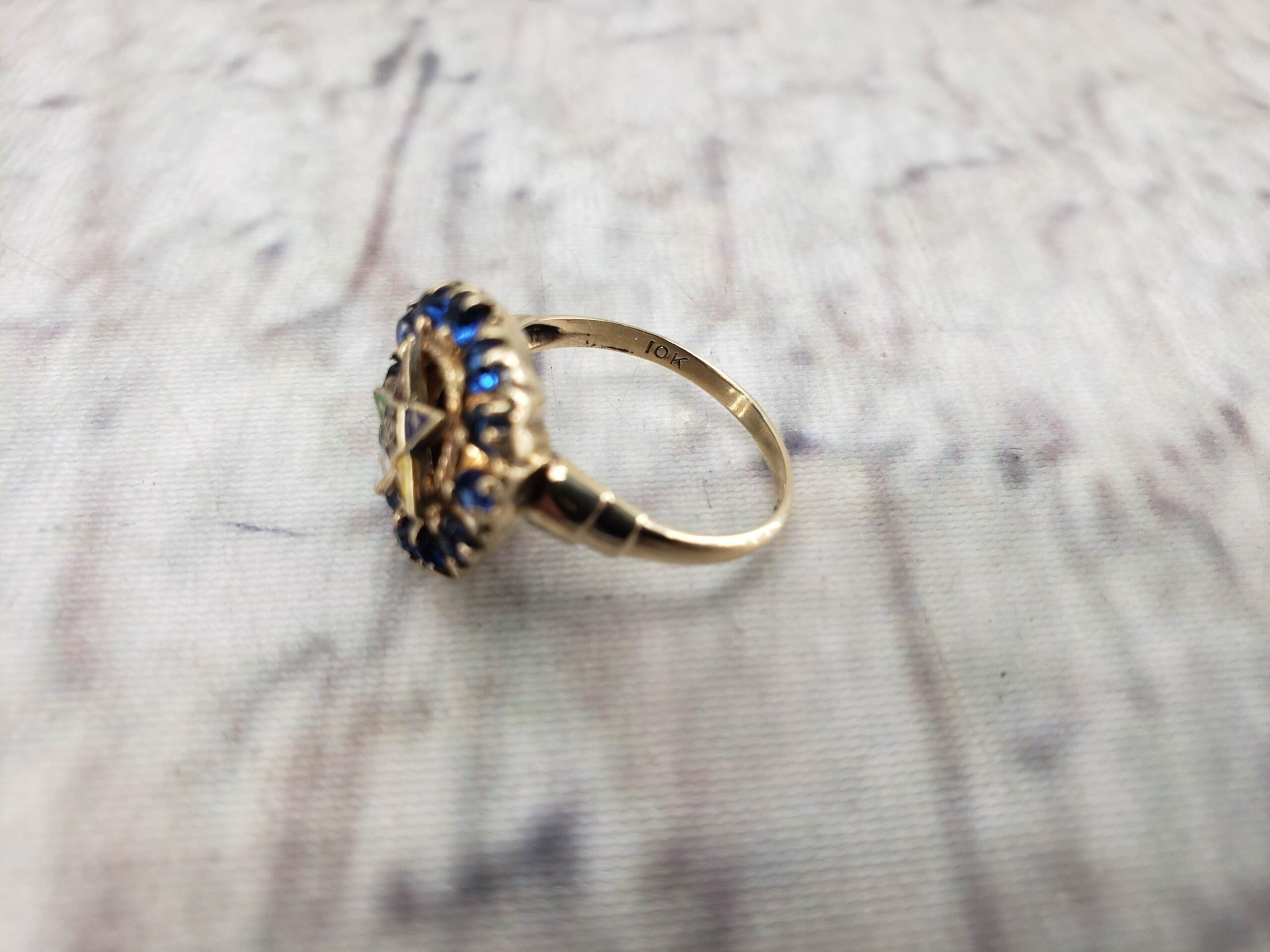 Ring YG Women Sz 6 1.56DWT 10k Yellow Gold, Blue Sapphire Order of the Eastern Star