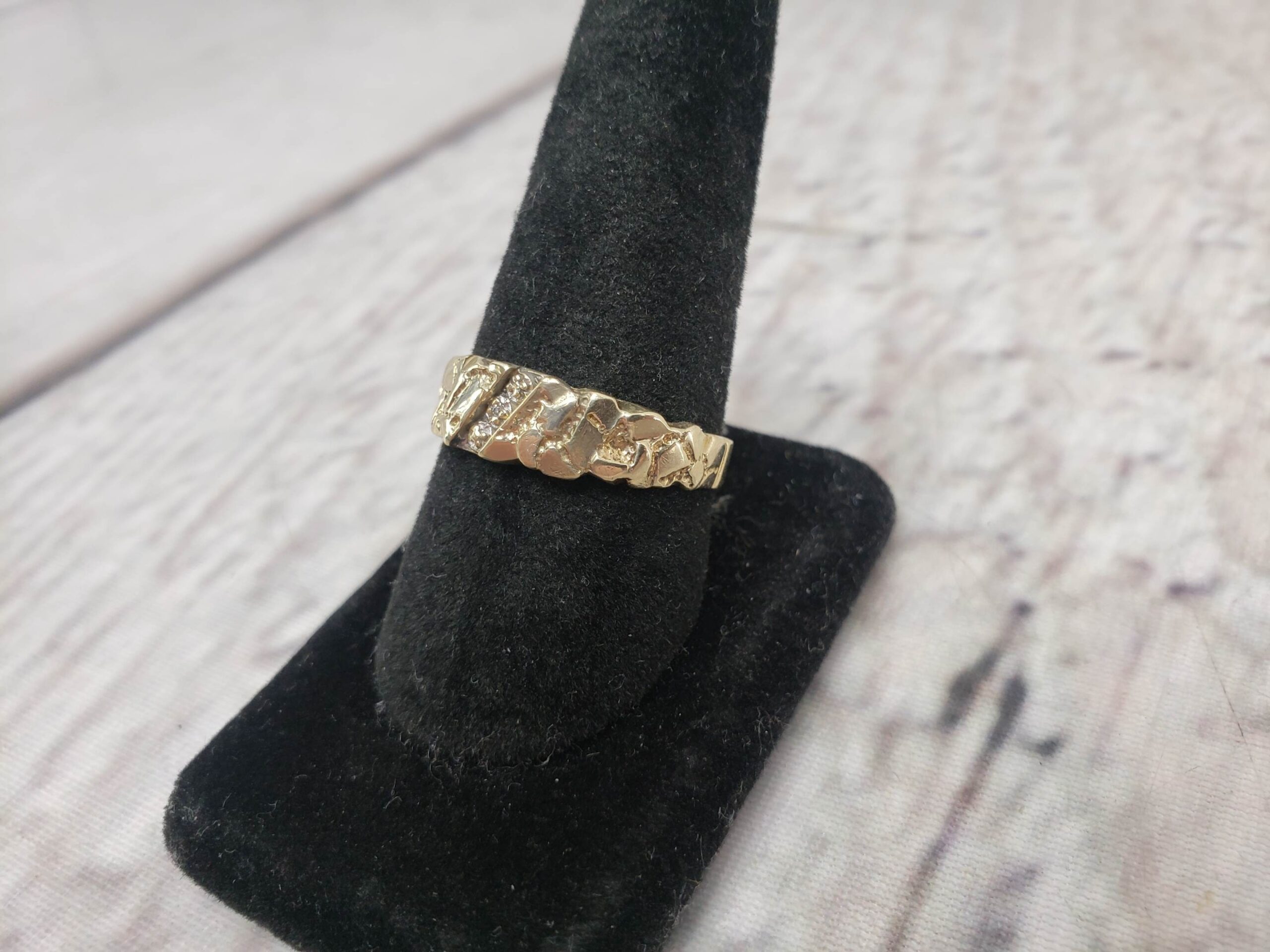 Ring YG Mens 10.5 2.30DWT 10k Yellow Gold, Nugget Ring with Diamond Chips