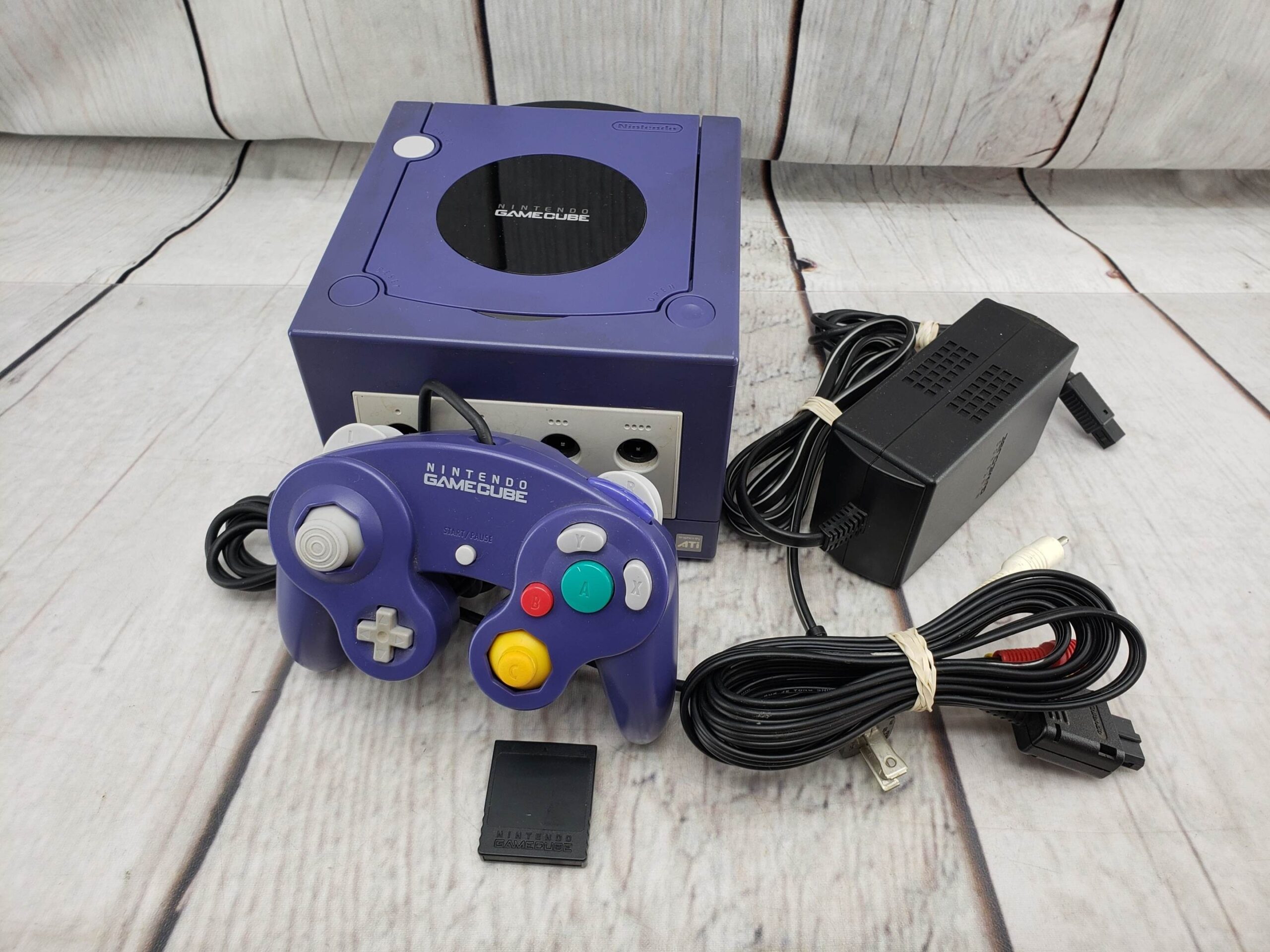 Nintendo Gamecube w/ 1 controller, power supply, cords, good condition