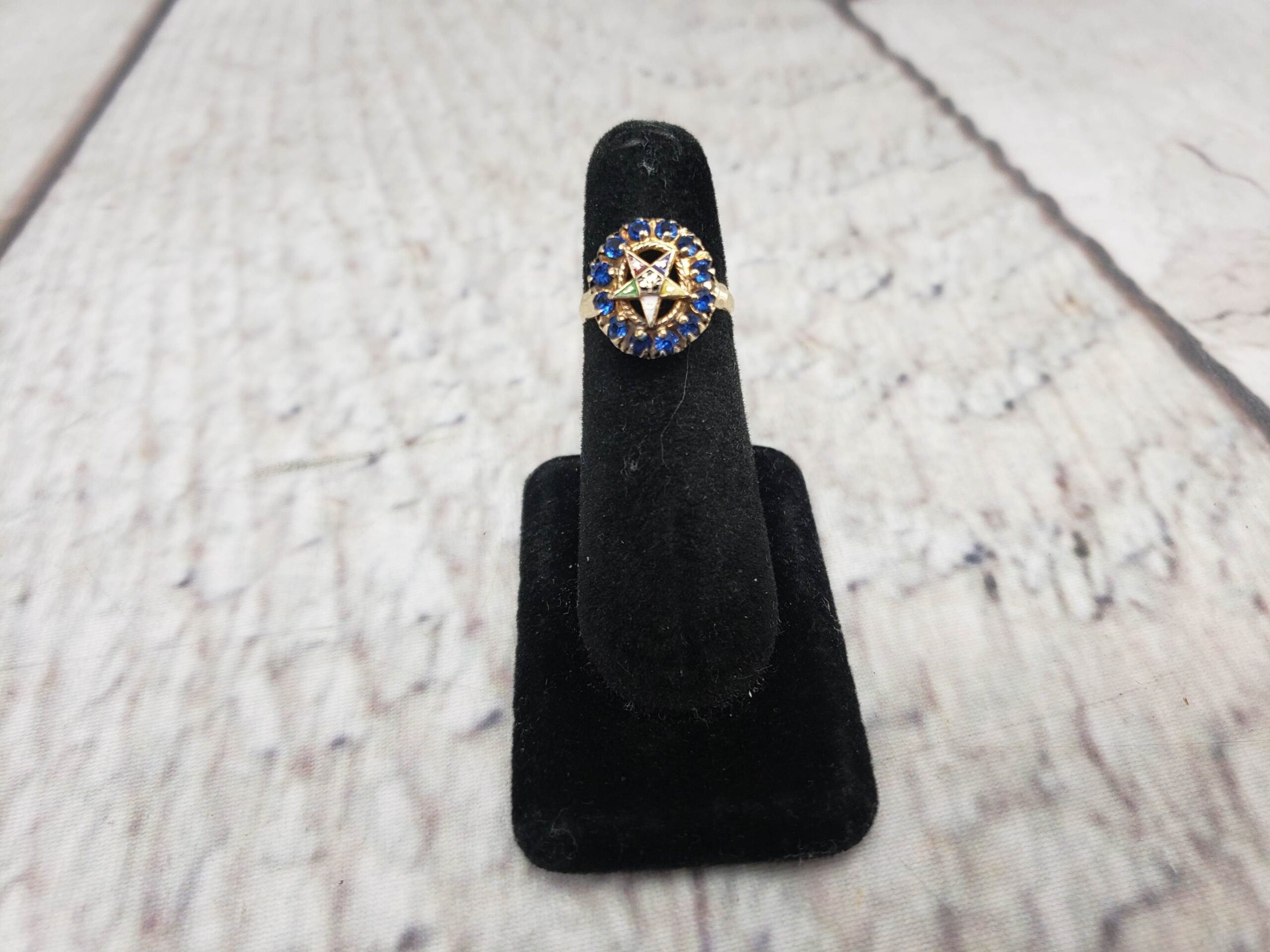 Ring YG Women Sz 6 1.56DWT 10k Yellow Gold, Blue Sapphire Order of the Eastern Star