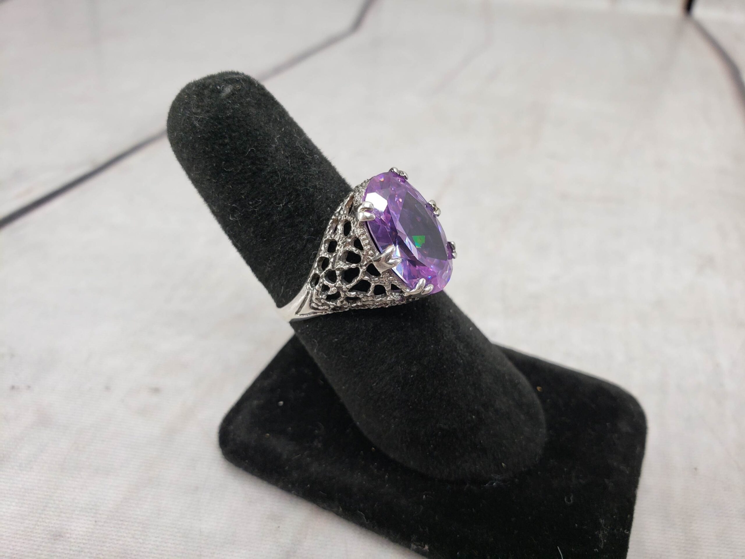 Ring SS Women Sz 8 3.84DWT .925 Sterling Silver, Large Purple Stone