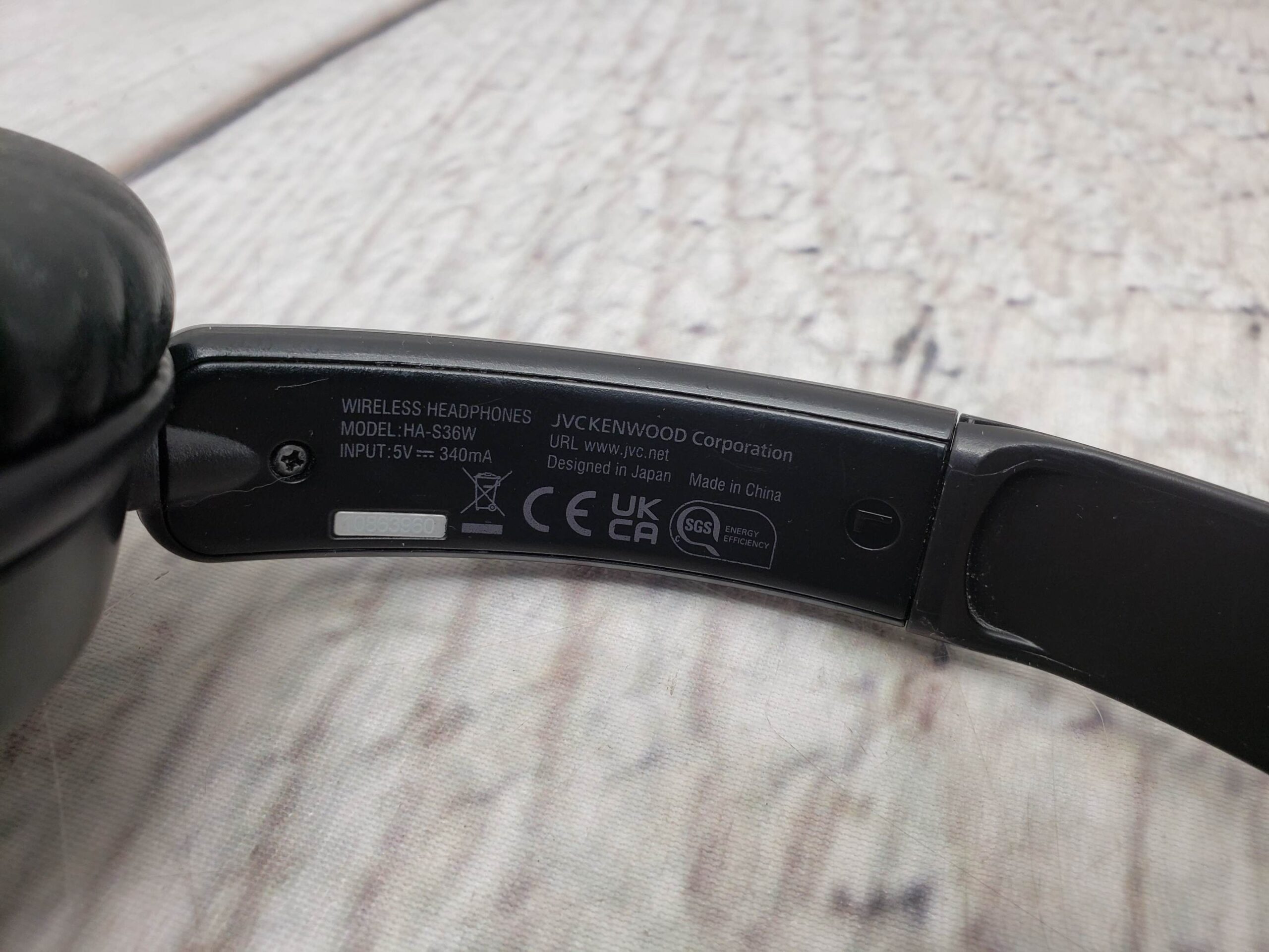 JVC Deep Bass Wireless Headphones, Bluetooth 5.2, Built-in EQ