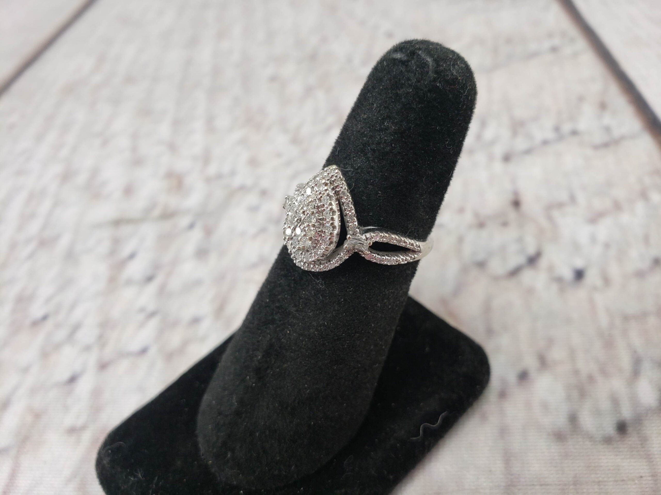 Ring WG Women Sz 7 2.4DWT 14k White Gold, .66CTW Diamonds in Teardrop Setting