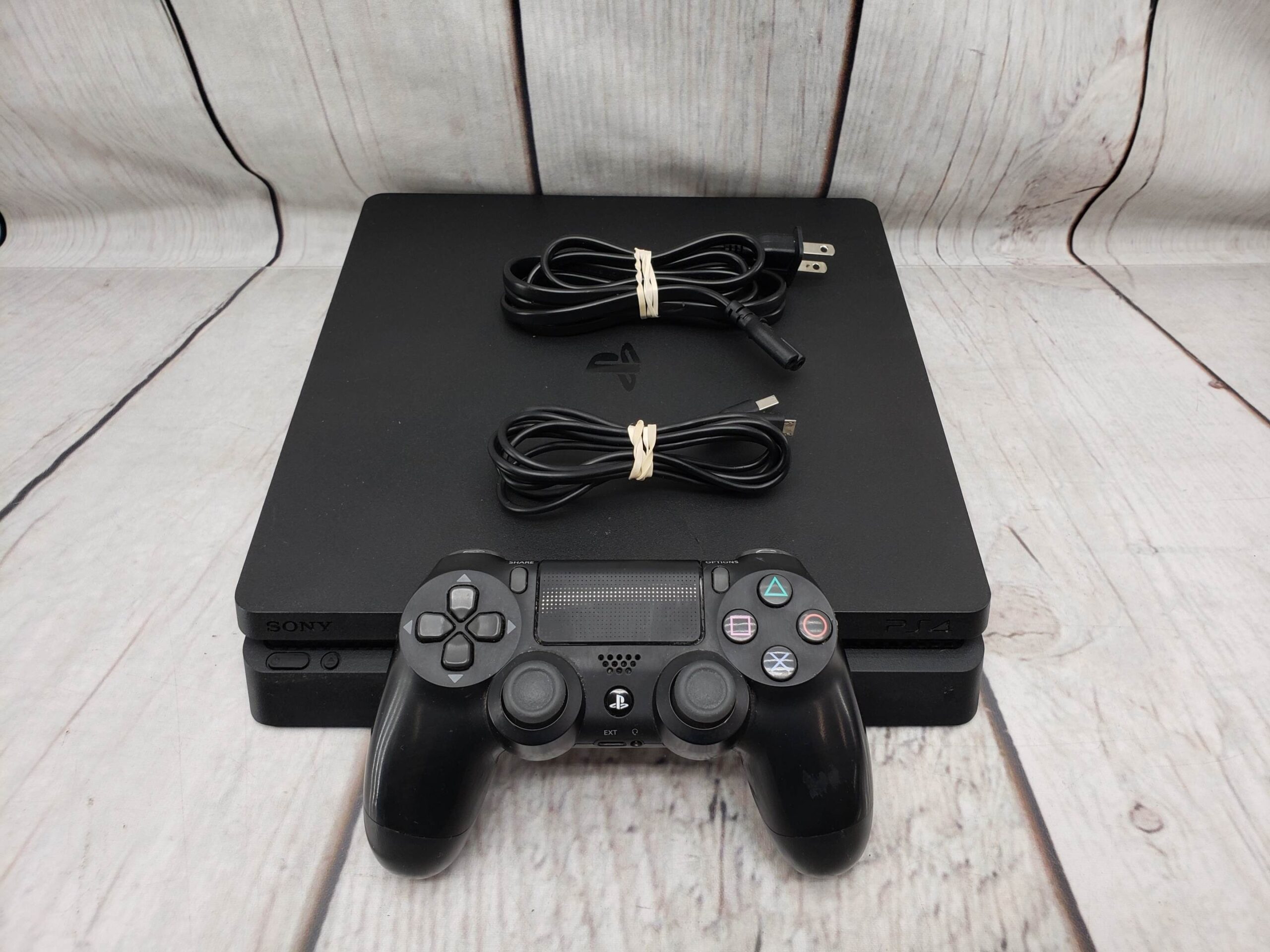 Sony cuh-2215b PS4 Slim / Playstation 4 Slim Playstation and PSPs