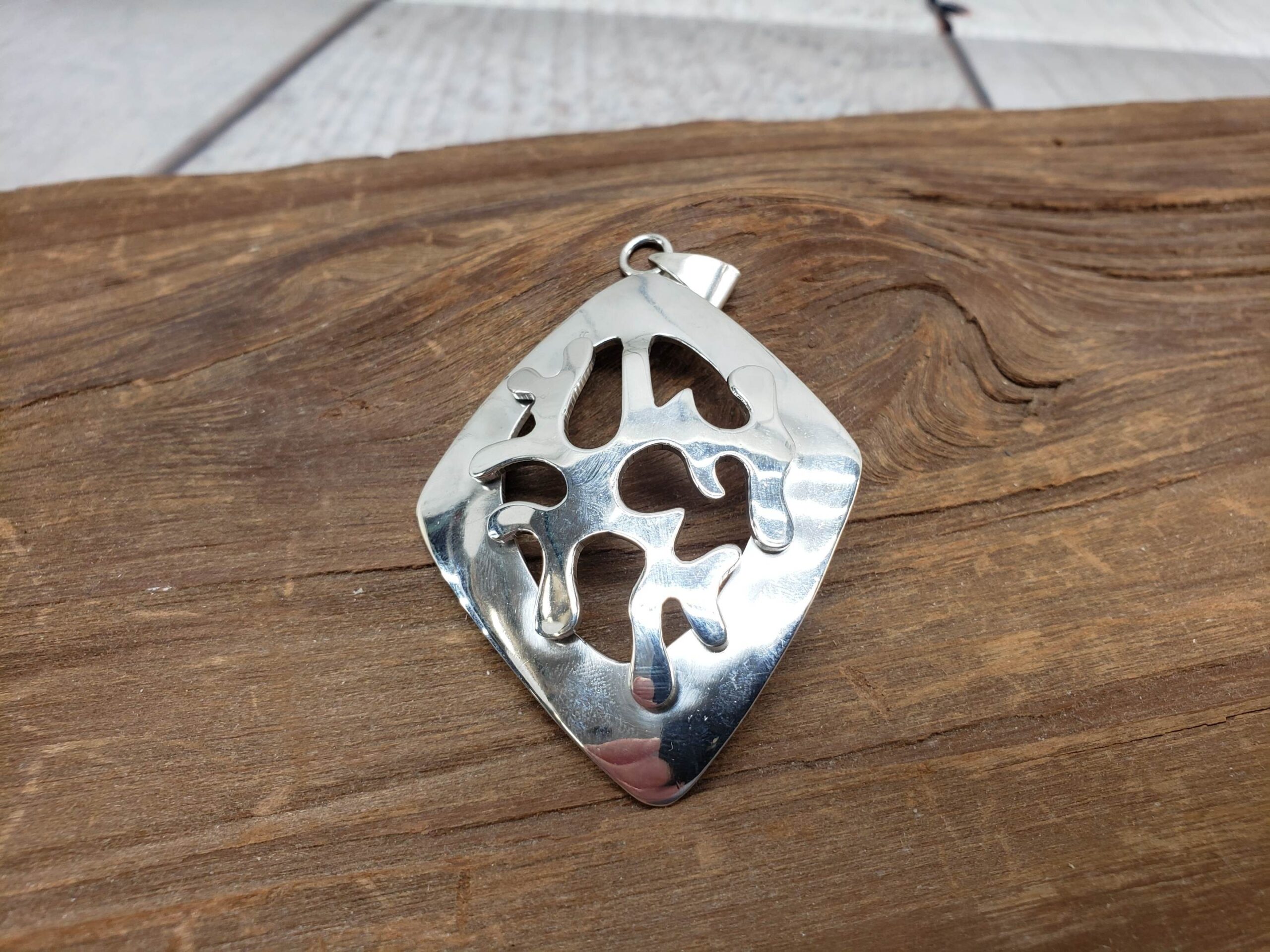 Pendant SS Mexico TC-302 Salomon Mejia Alvarez, 17.61 DWT .925 Sterling Silver 3″ (ht)