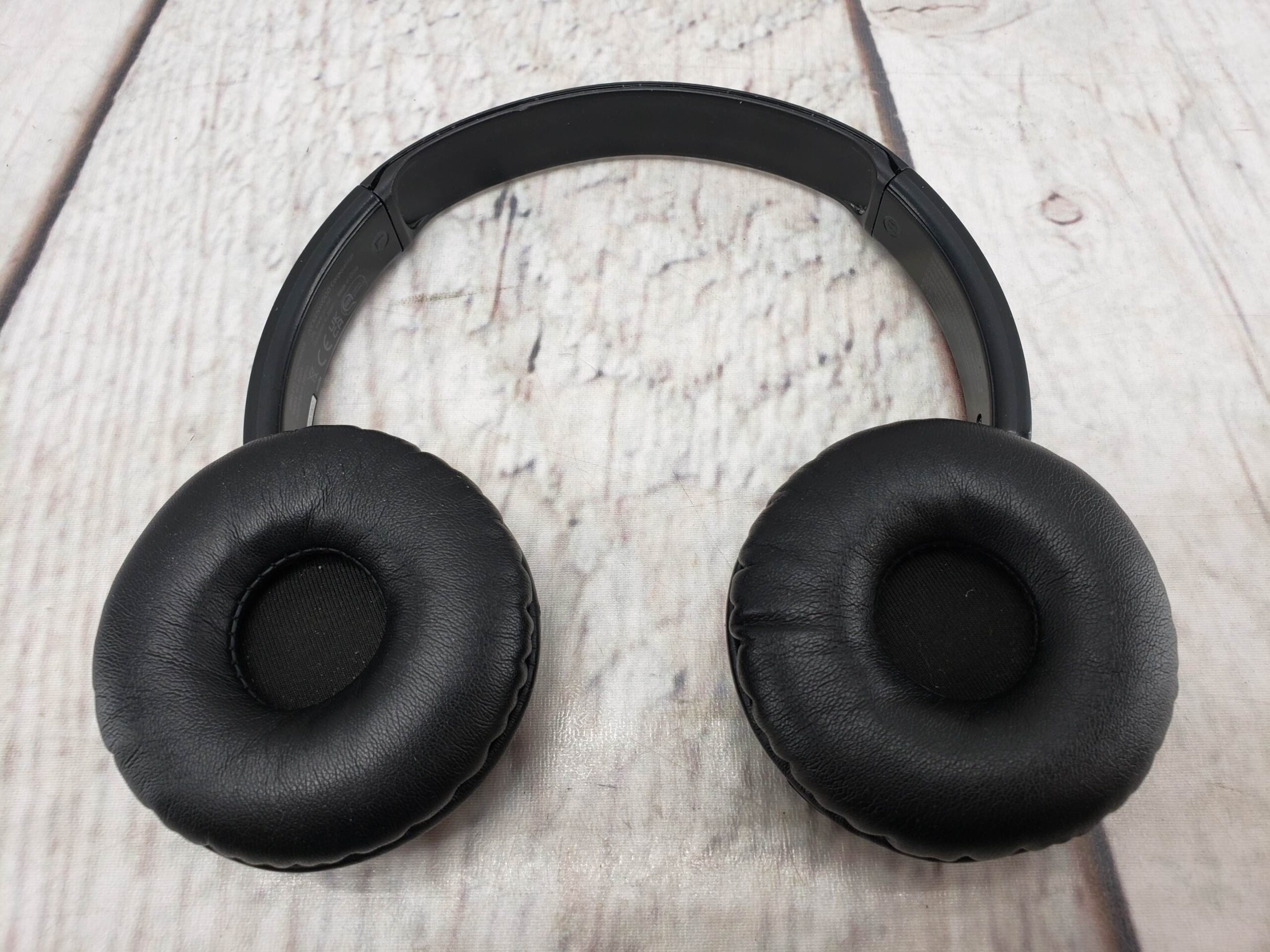 JVC Deep Bass Wireless Headphones, Bluetooth 5.2, Built-in EQ