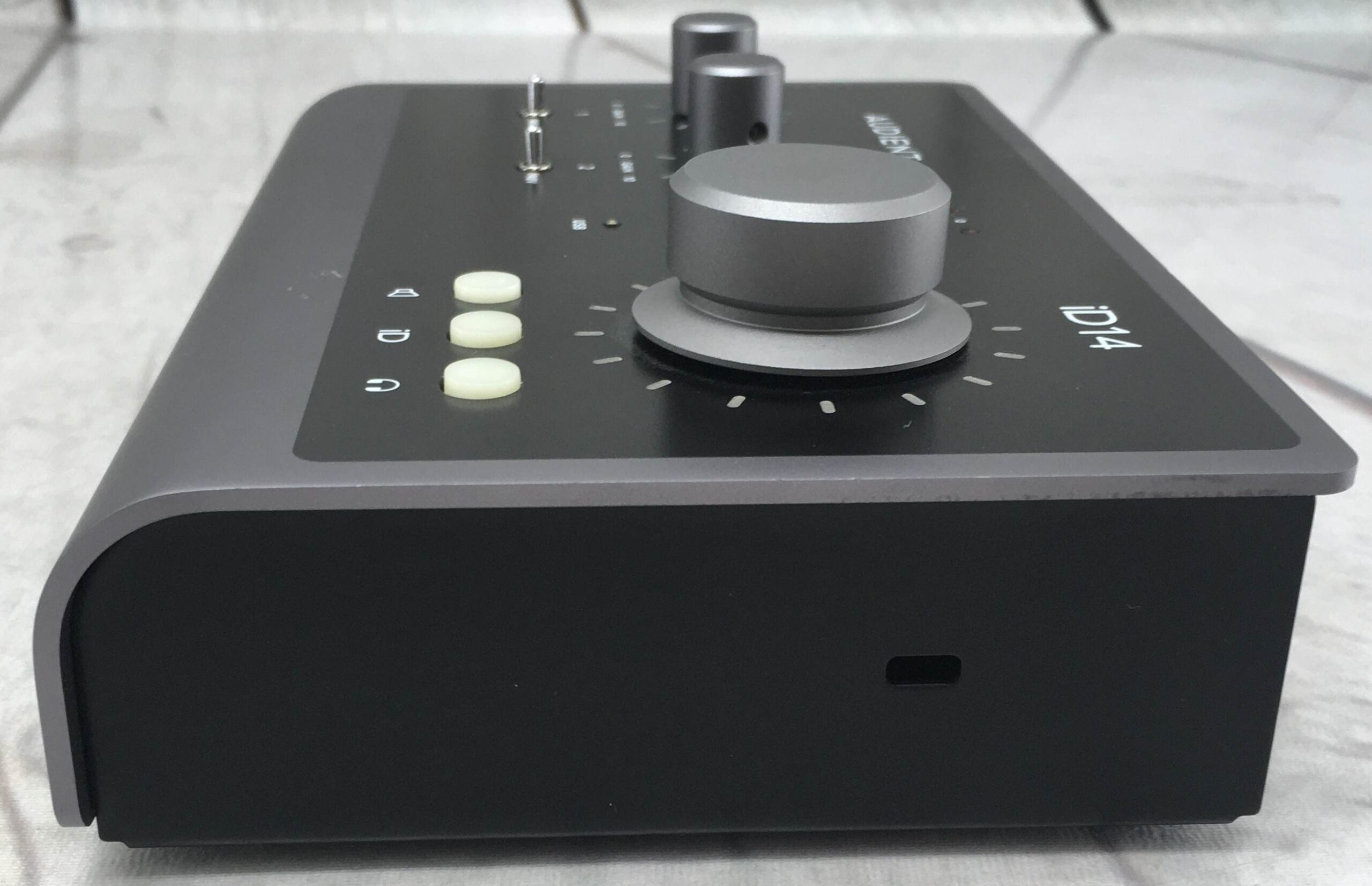 China Audient iD14 MKII Interface