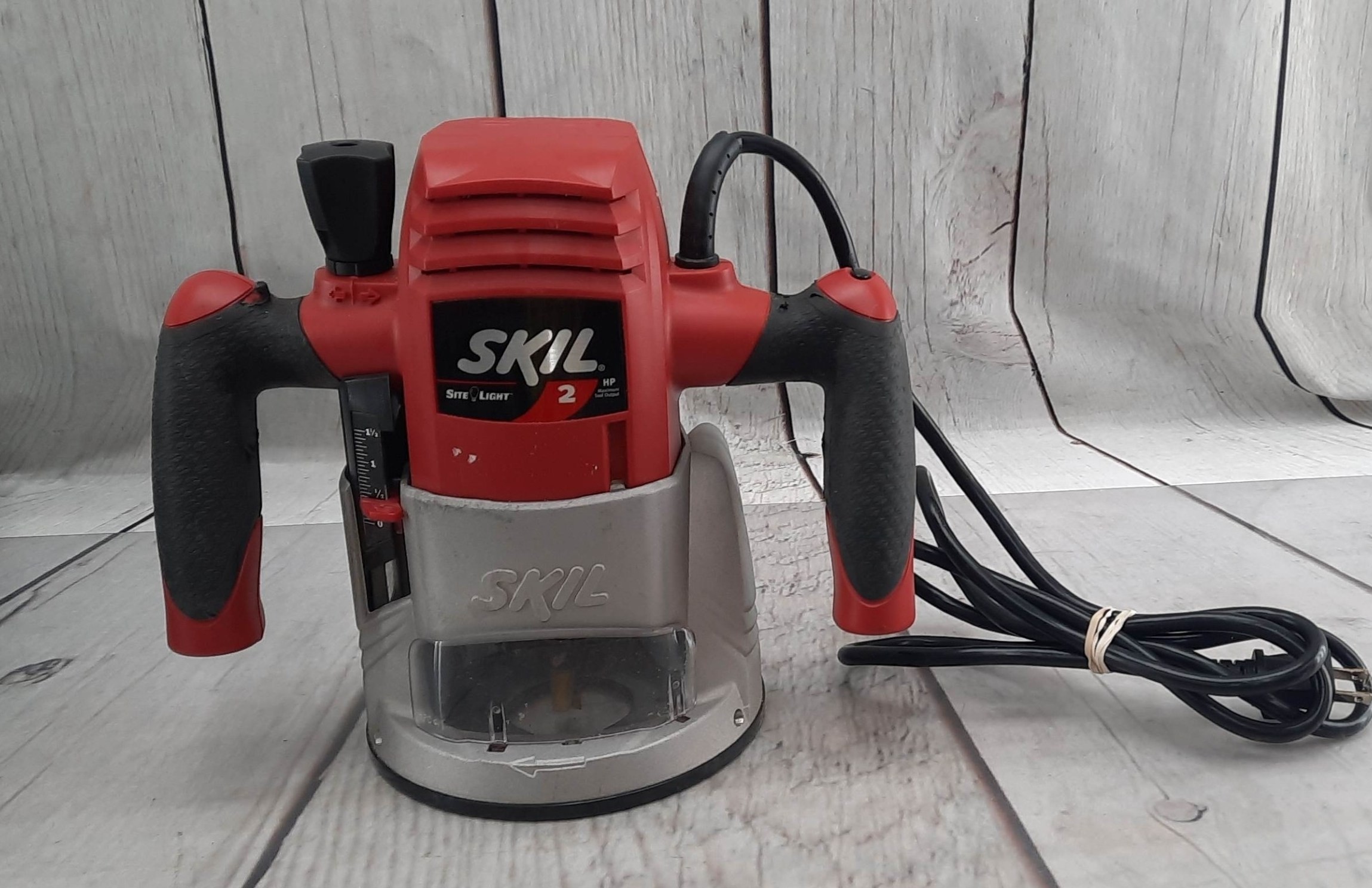 SKIL Corded Plunge 1815 Router with Hard Case