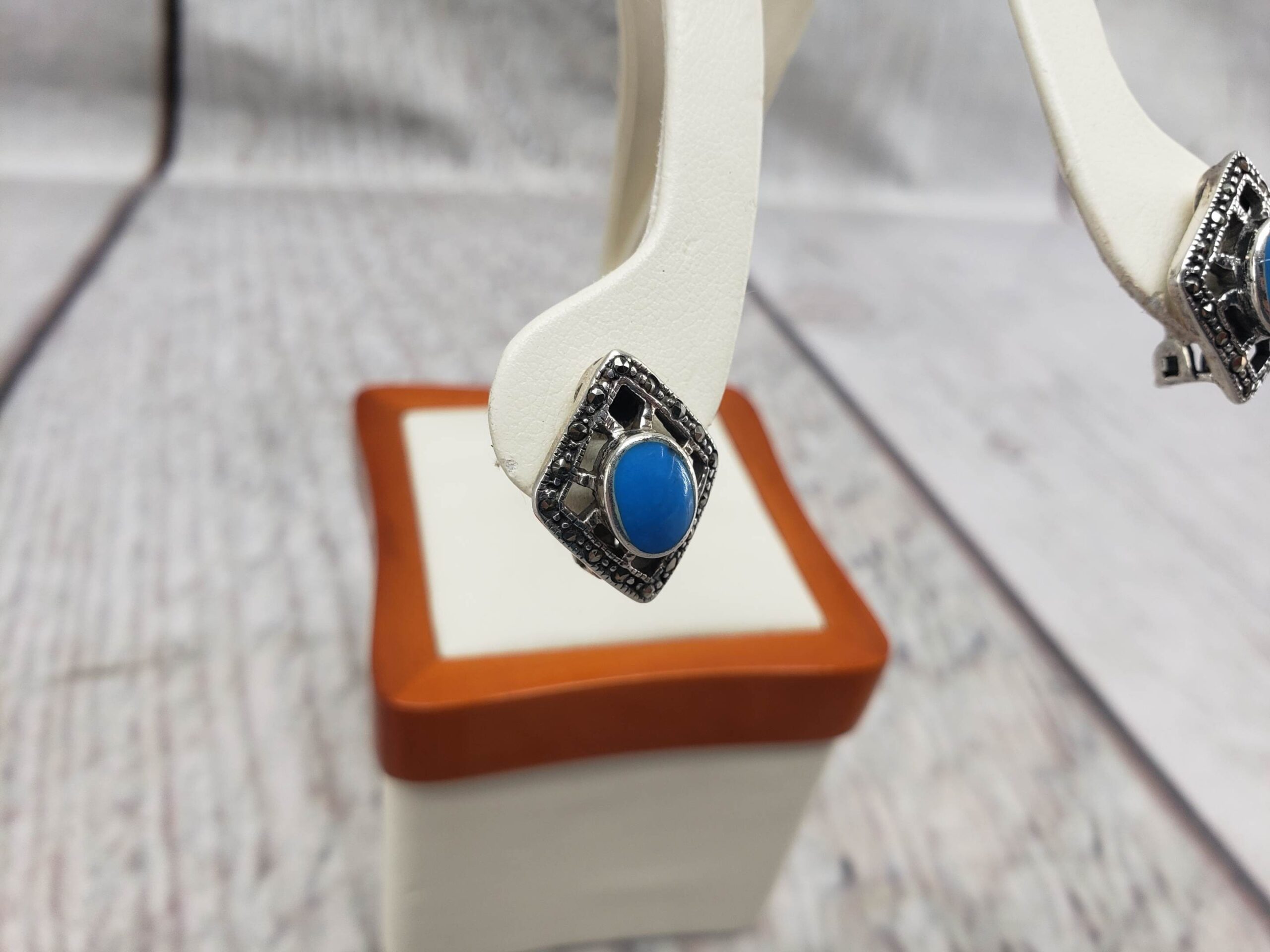 Earrings SS Women Clip-On 3.90DWT .925 Sterling Silver, Vintage Turquoise