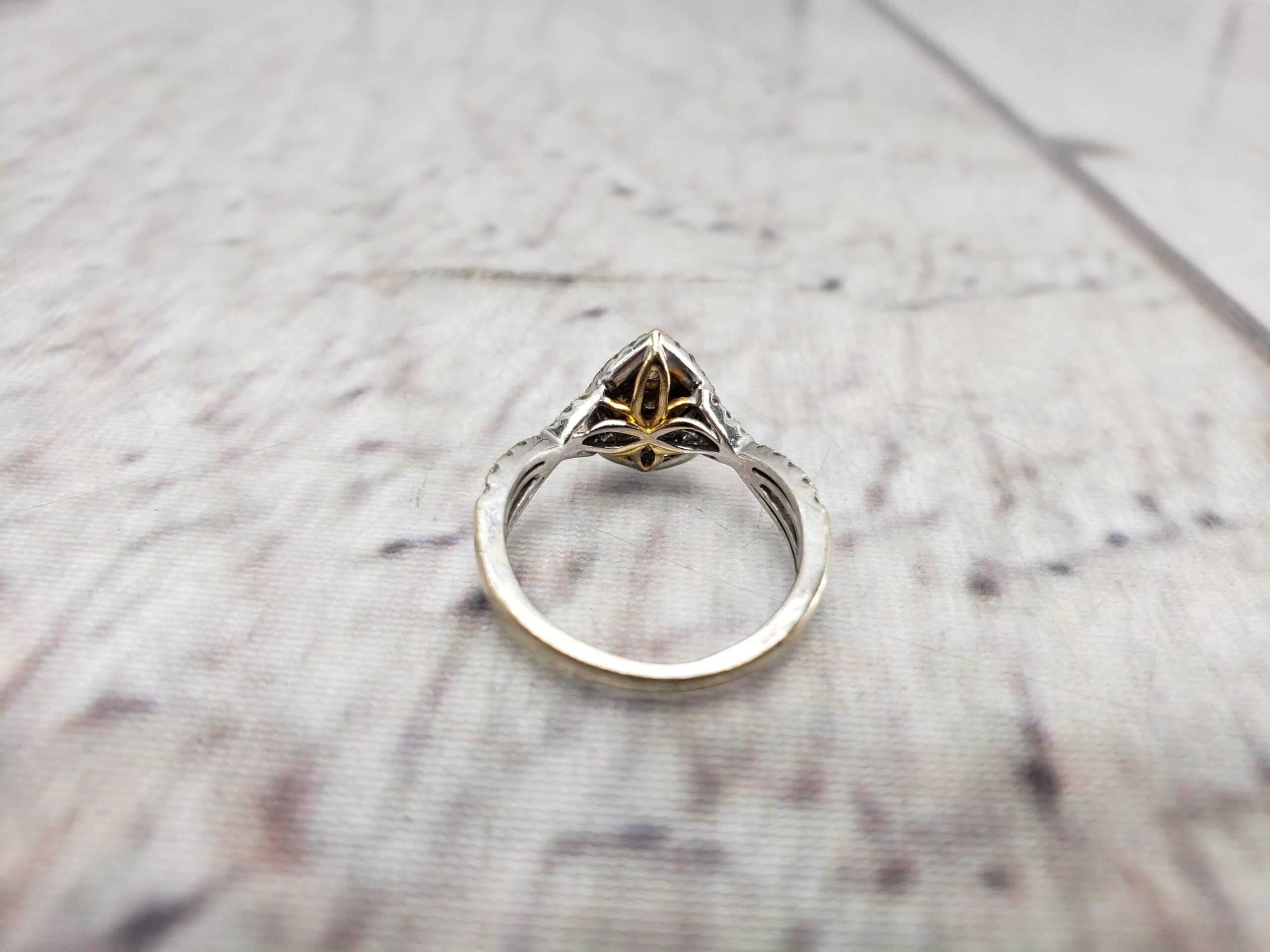 Ring TT Women Sz 5.5 2.10DWT 14k White Gold with Yellow Gold Accents, Diamonds