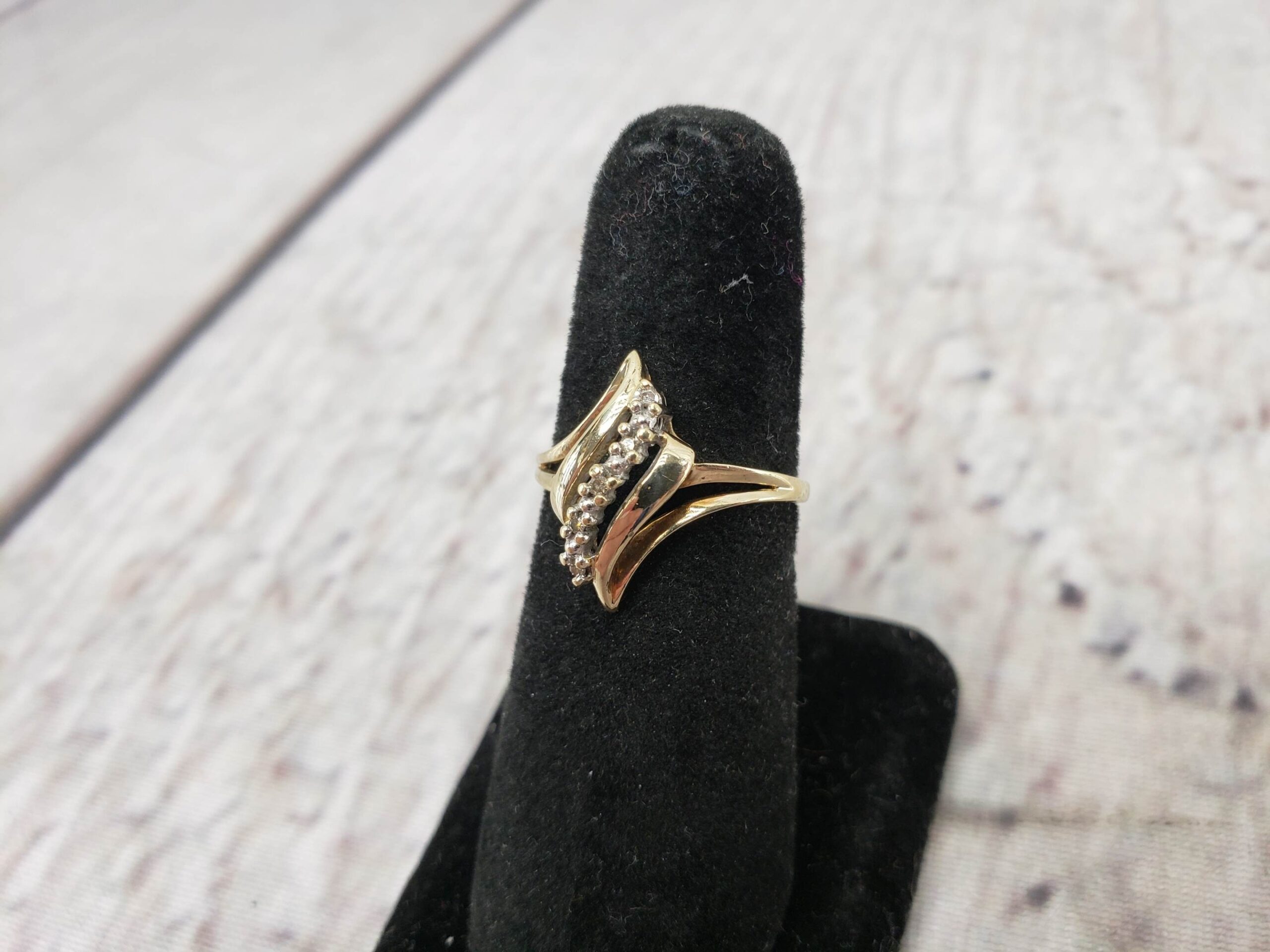 Ring YG Women Sz 7 1.50DWT 10k Yellow Gold, Dinner Ring with Round Cut Diamonds