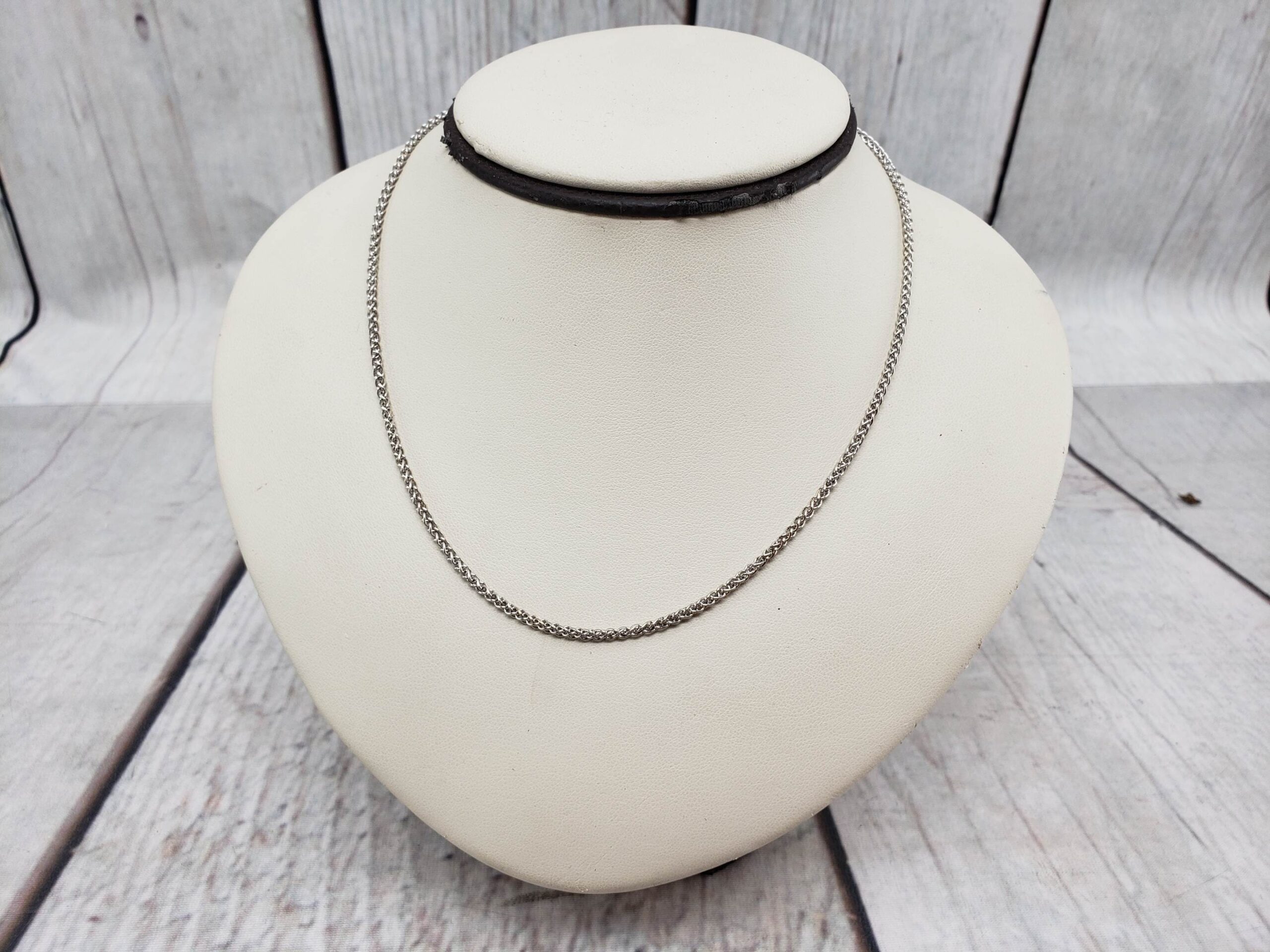 Necklace WG Women 16″ Wheat Chain, 4.9DWT 14k White Gold