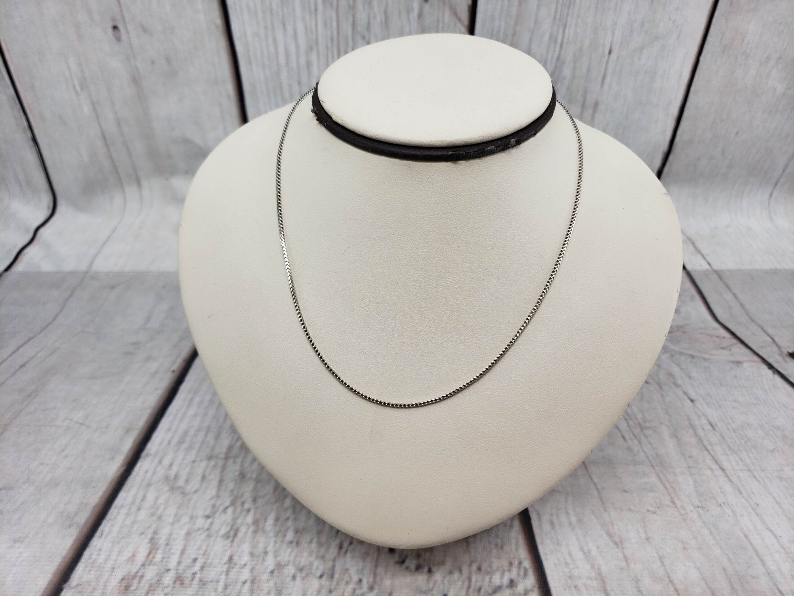 Necklace WG Women 16″ Foxtail Chain 2.5DWT 14k White Gold