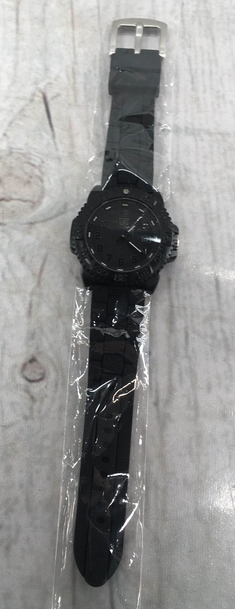 Luminox 3050/3950 Watch-Mens Stainless Steel 20.0 DWT