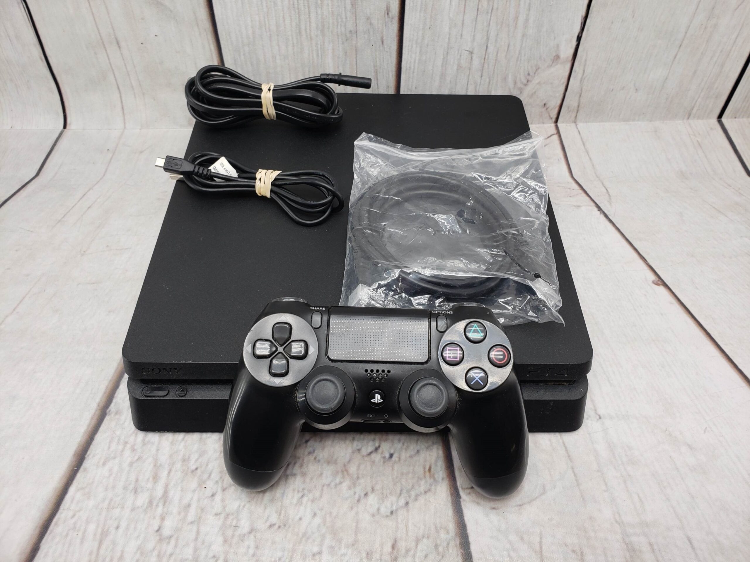 Sony cuh-2115a PS4 Slim / Playstation 4 Slim Playstation and PSPs