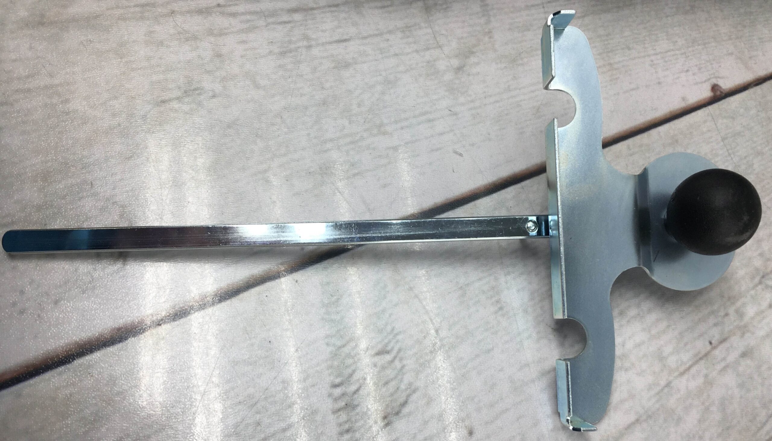 DREMEL 6800 TRIO ROTARY TOOL.. 120V ~ 60Hz. 2.0A