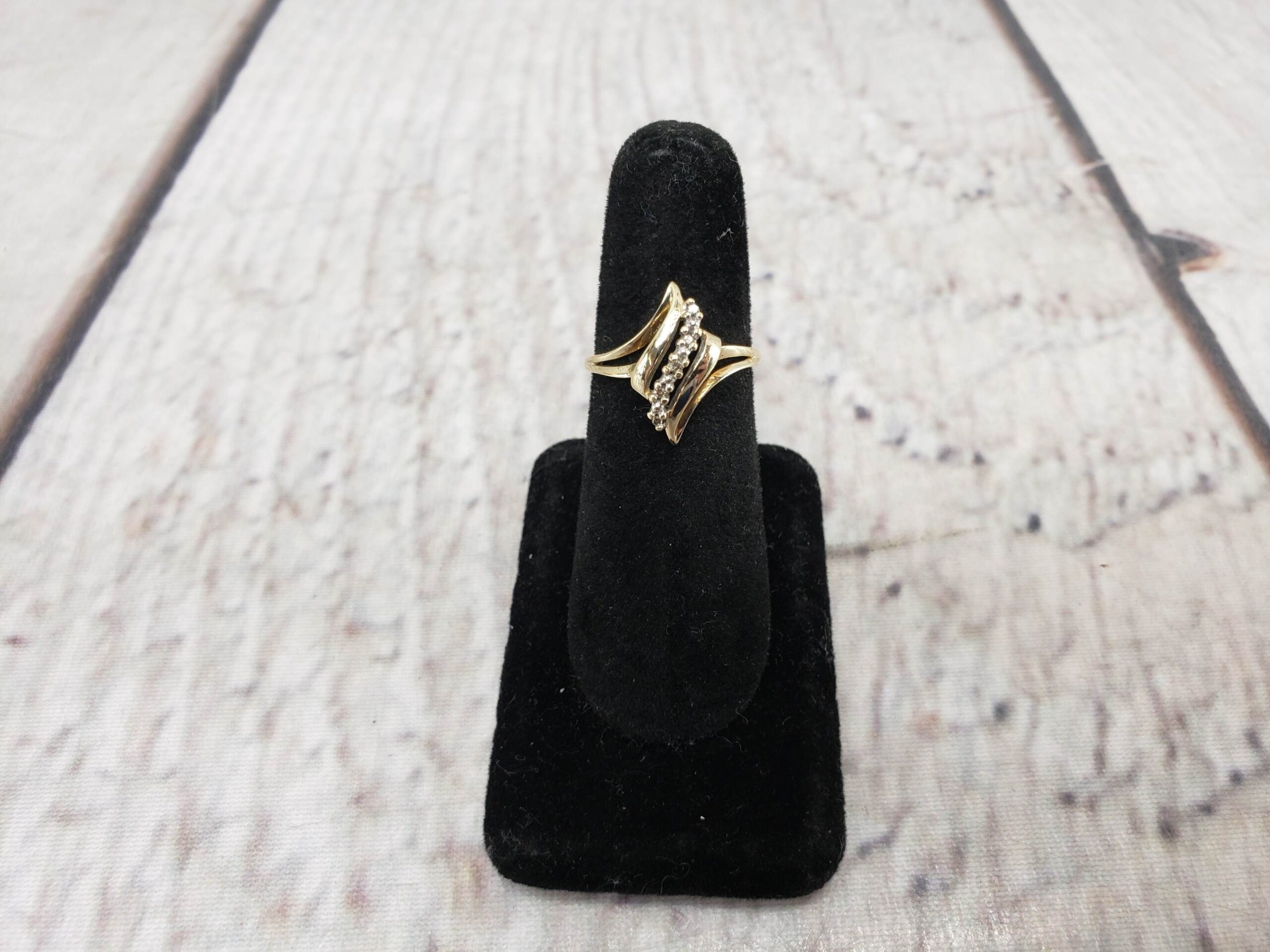 Ring YG Women Sz 7 1.50DWT 10k Yellow Gold, Dinner Ring with Round Cut Diamonds