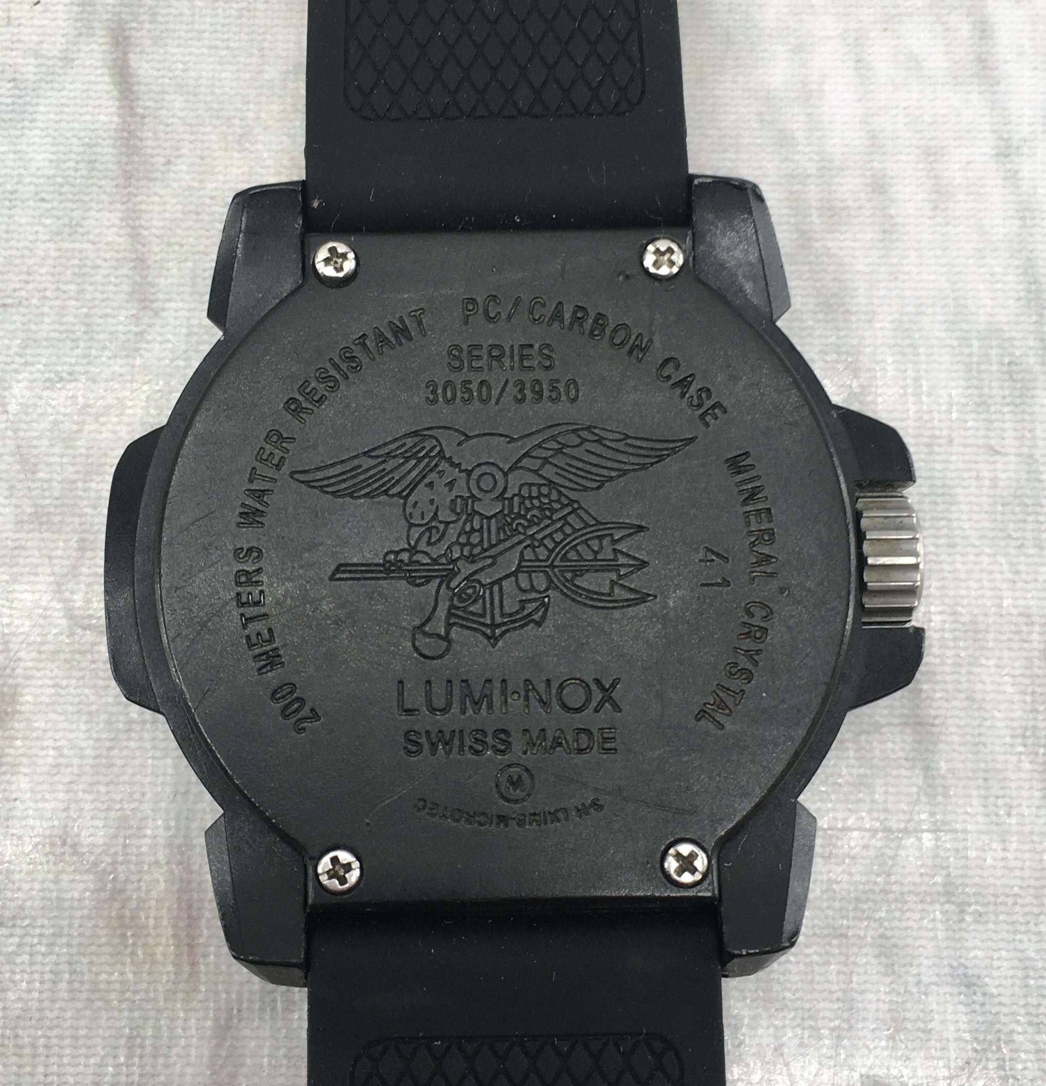 Luminox 3050/3950 Watch-Mens Stainless Steel 20.0 DWT