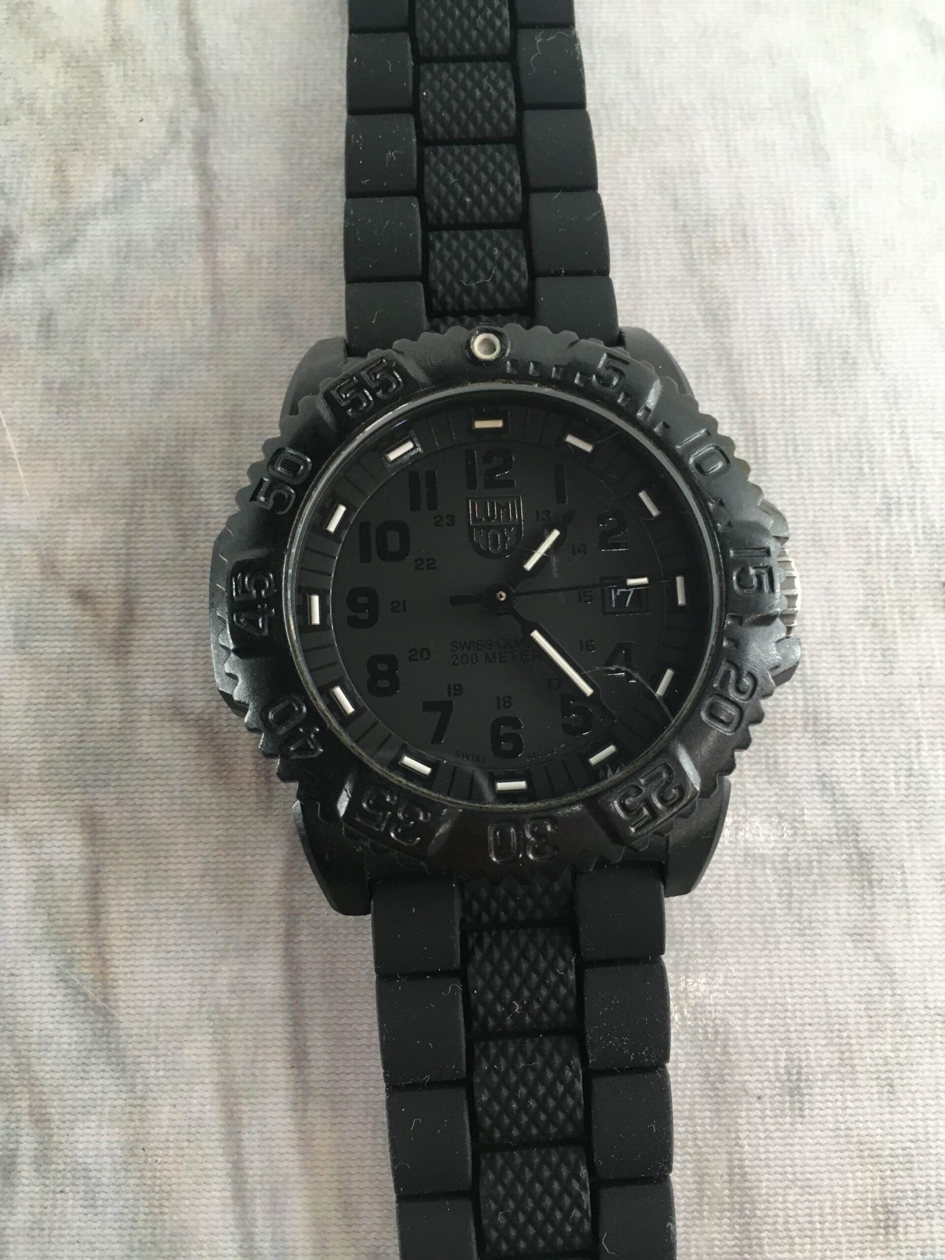 Luminox 3050/3950 Watch-Mens Stainless Steel 20.0 DWT