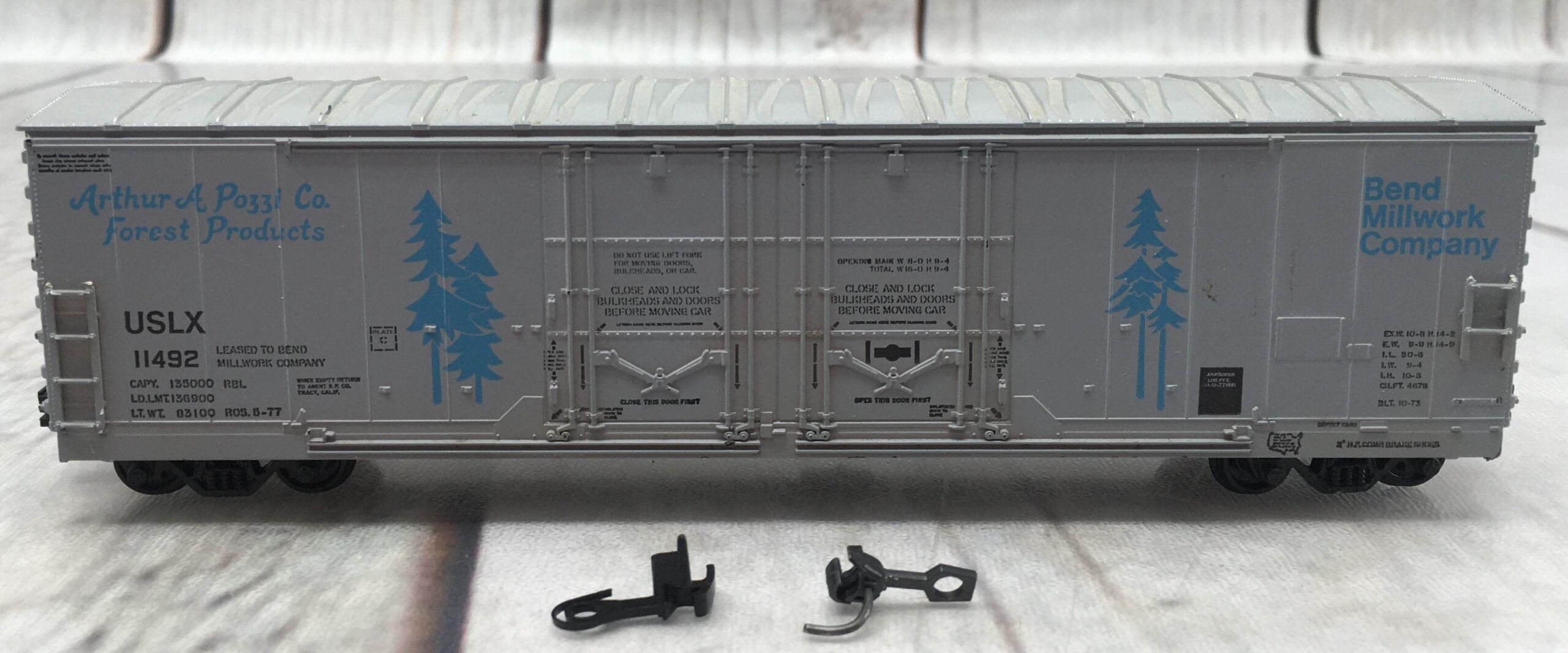 TM- Train Miniature Electric Trains Trains