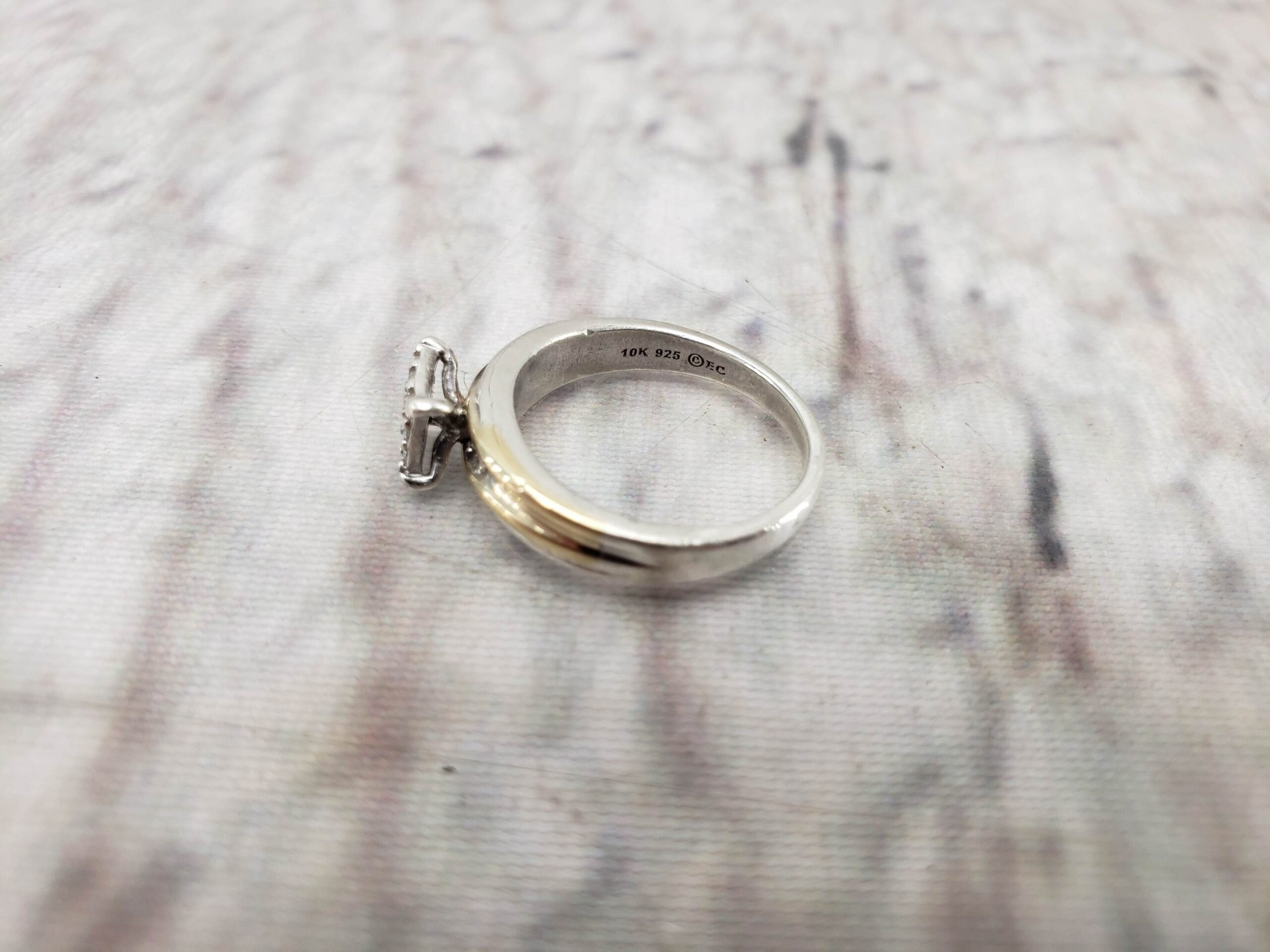 Ring SS Women Sz 6.5 2.57DWT .925 Sterling Silver with 10k Yellow Gold Accents