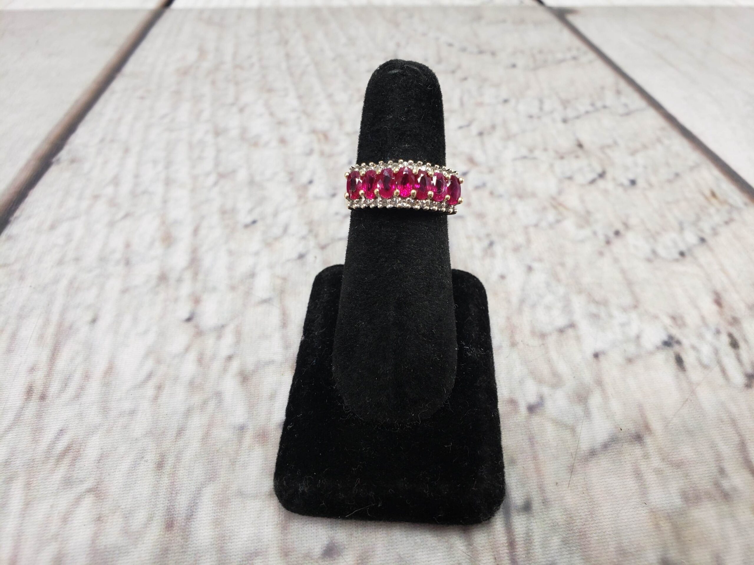 Ring YG Women Sz 7 3.60DWT 14k Yellow Gold, 7x Oval Cut Possible Rubies
