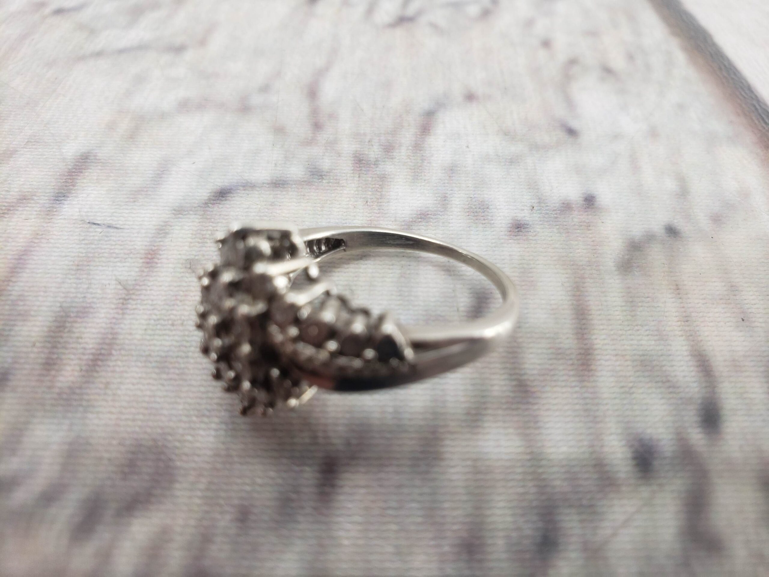Ring WG Women Sz 8 3.0DWT 10k White Gold, Diamond Cluster