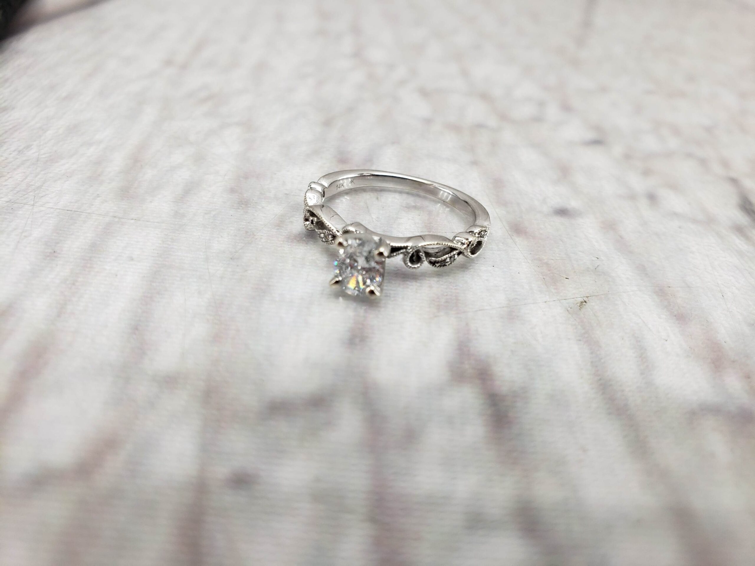 Ring WG Women Sz 5.5 1.50DWT 14k White Gold, approx. 0.5ct Oval Cut Diamond