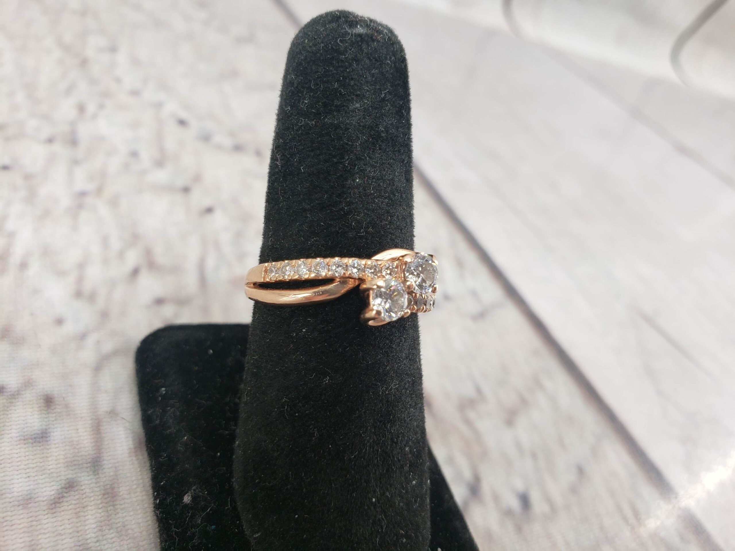 Ring RG Women Sz 8.5 3.60DWT 14k Rose Gold, 2x Round Cut Diamonds