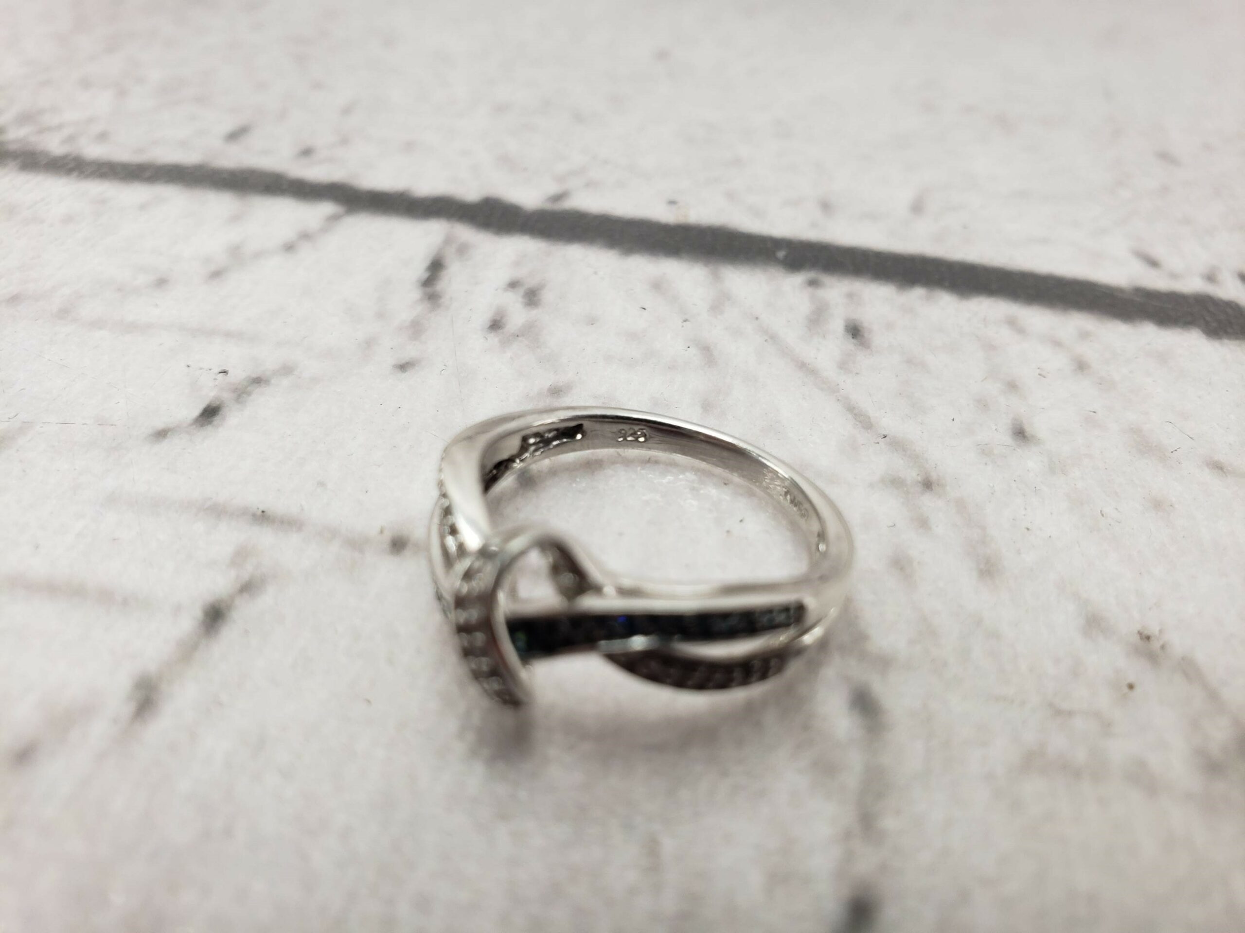 Ring SS Women Sz 6.5 2.9g .925 Sterling Silver Band
