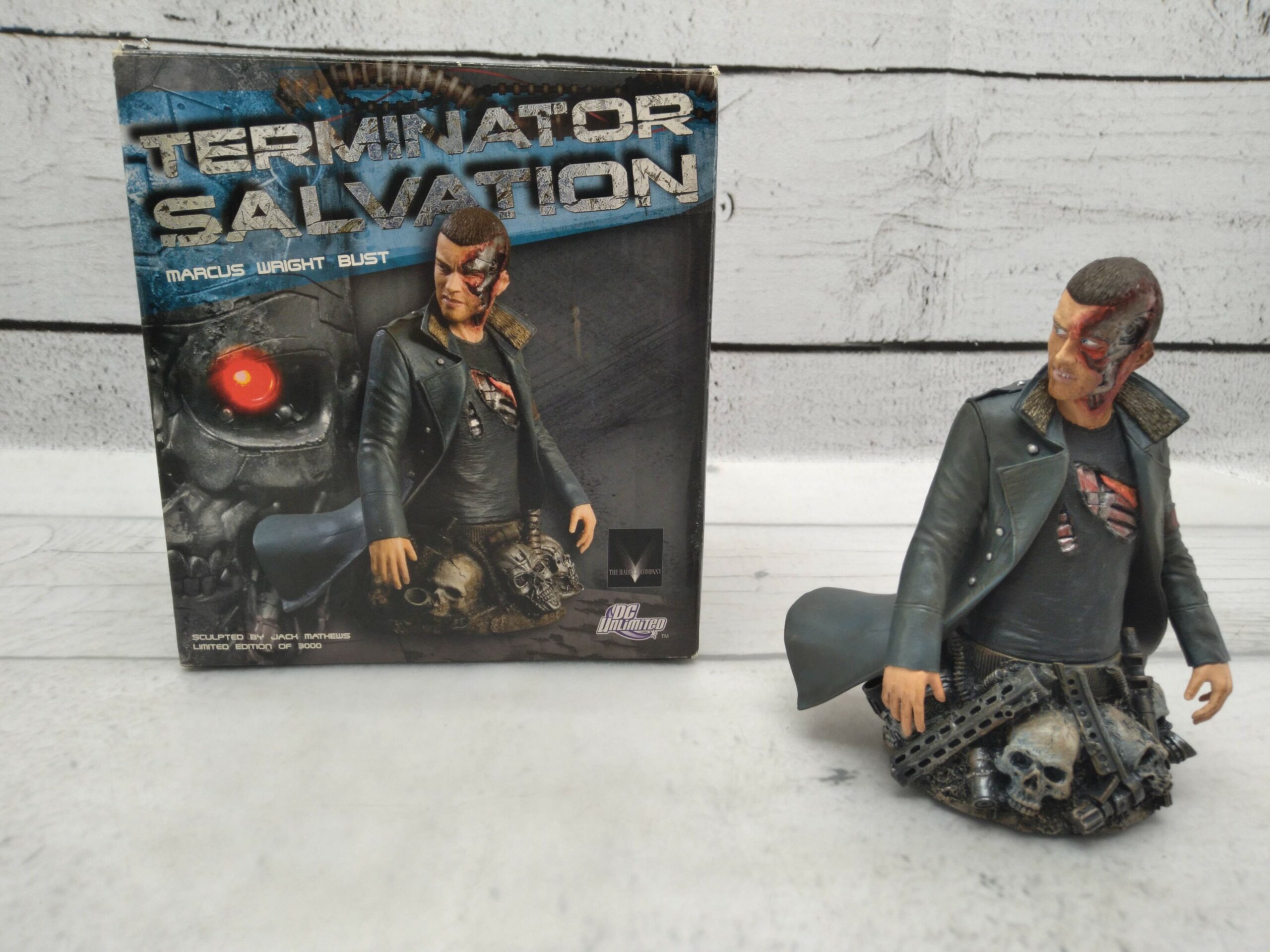 DC Comics Unlmited Terminator Salvation Marcus Wright 5.75″ Bust 0511 MODEL