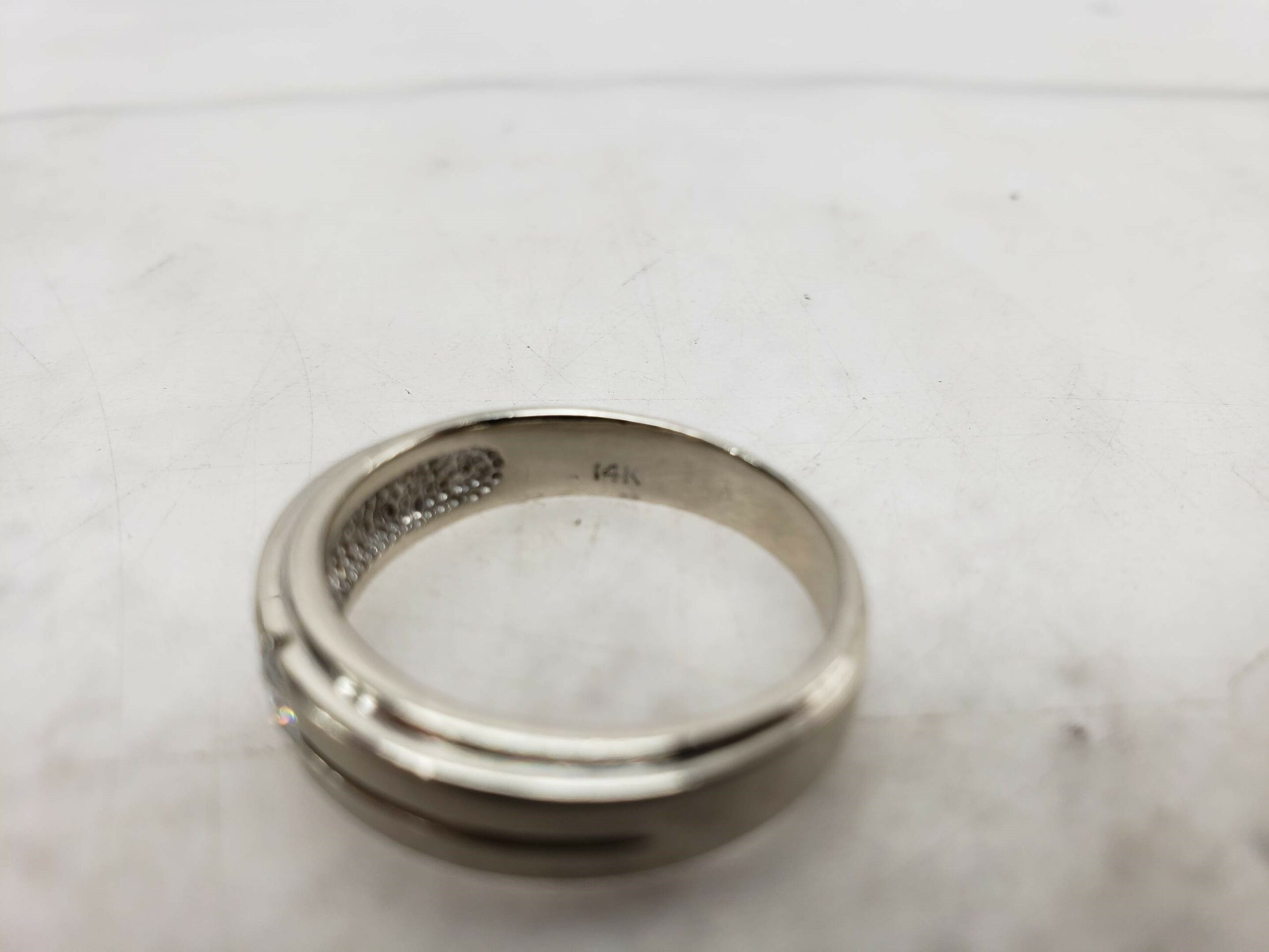 Ring WG Mens Sz 10.5 8g Plain Band Round Diamond 14k