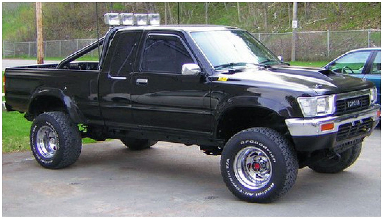 Husky Liners Fender Flares Extend-a-Fender 4PC Set 28031906