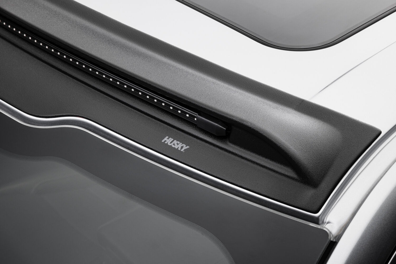 Husky Liners AeroCab Pro Marker Light with continuous LED; Black 2825096