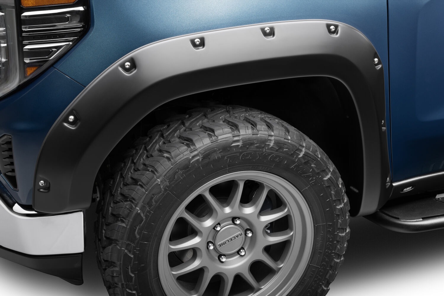 Husky Liners Fender Flares Pocket-Style 4PC Set 2804909