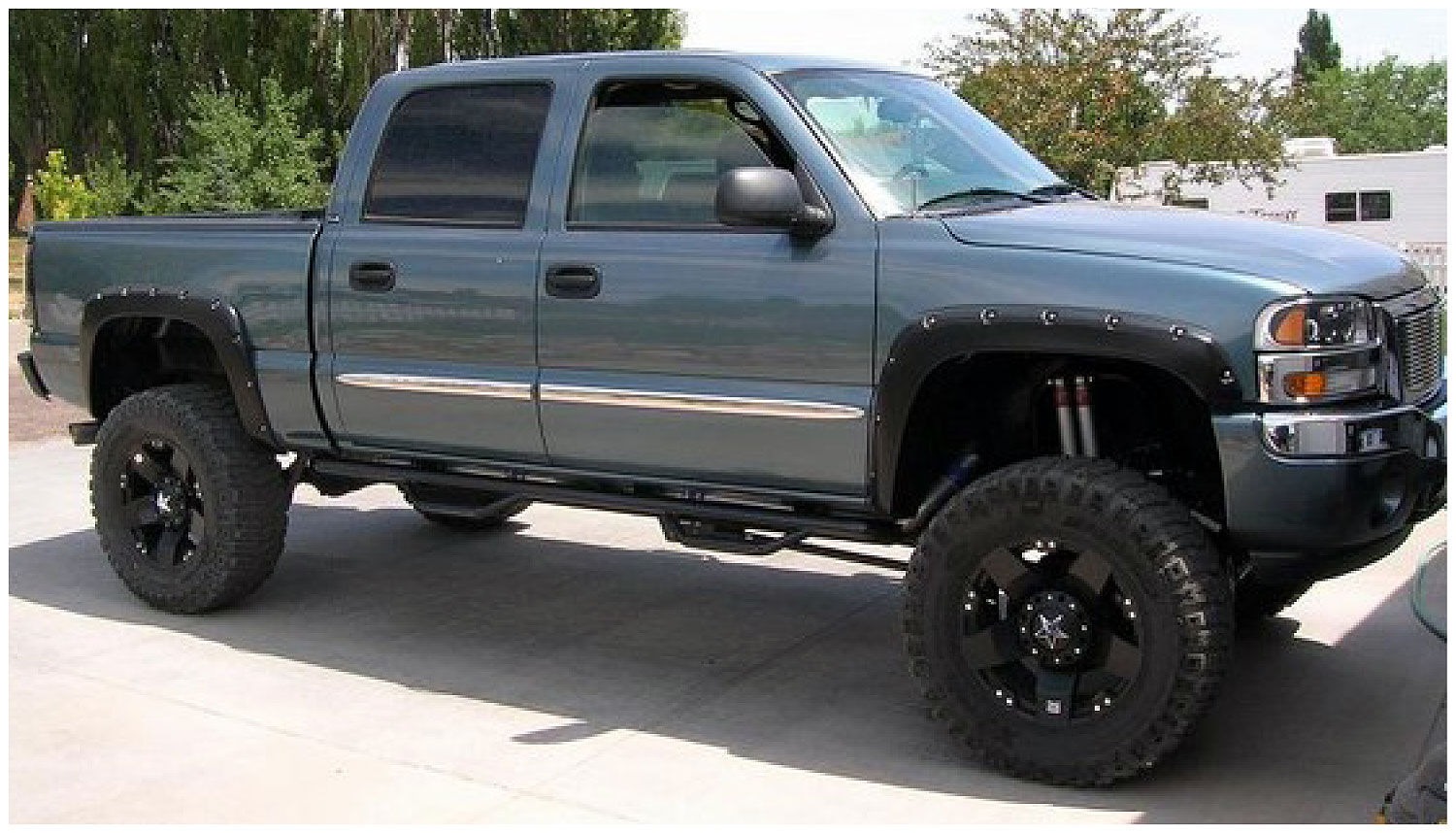 Husky Liners Fender Flares Pocket-Style 4PC Set 2804917