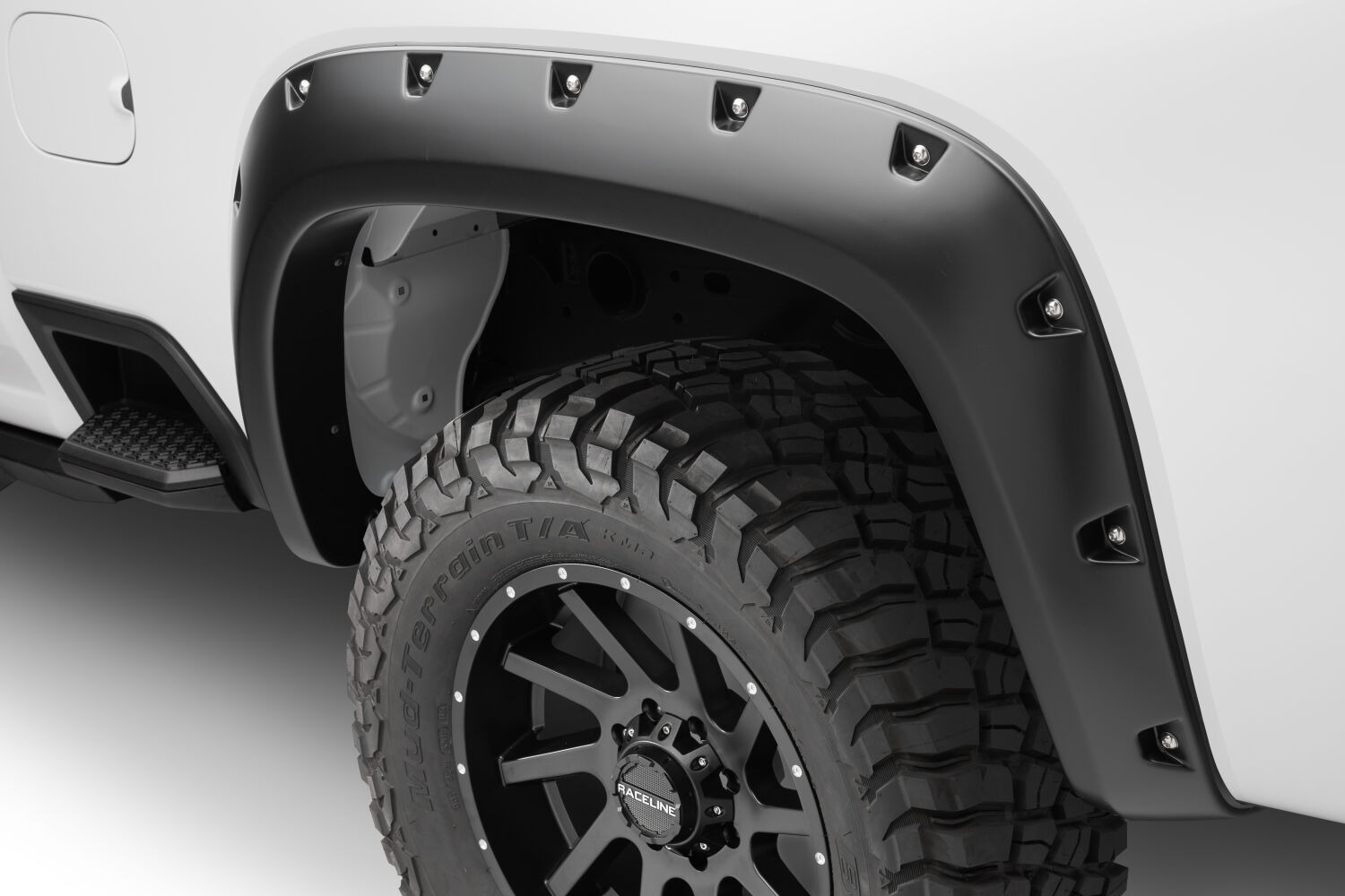 Husky Liners Fender Flares Pocket-Style 4PC Set 2804982