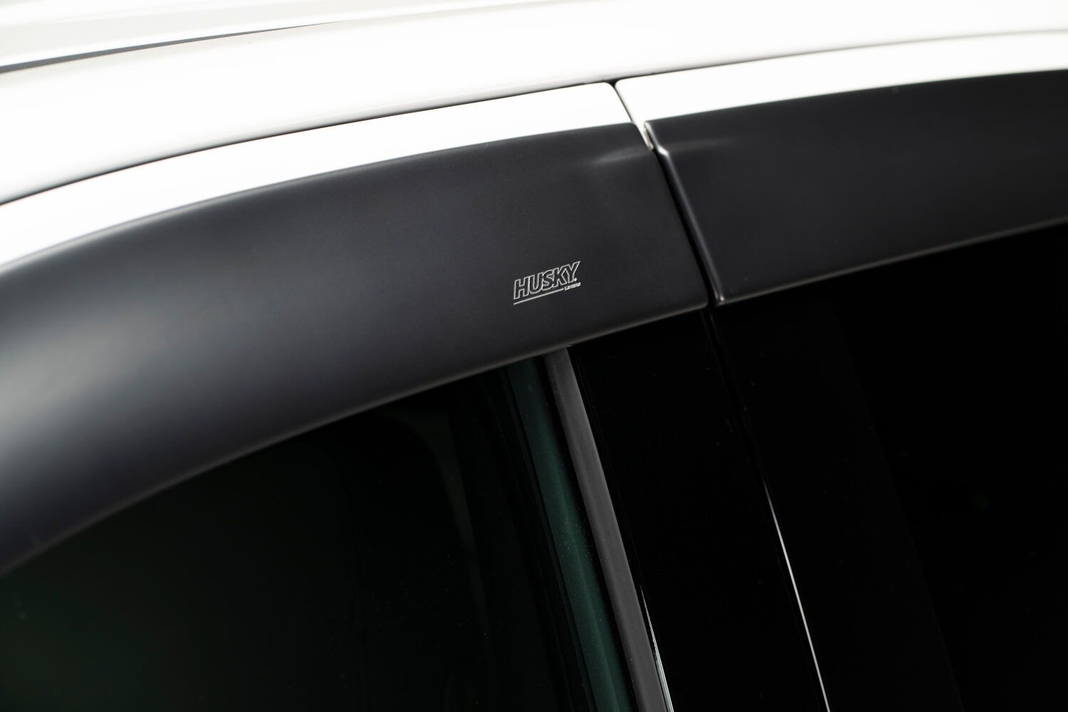 Husky Liners Low Profile Ventvisor Deflector; Matte Black; Outside Mount; 4 pc. 2857074