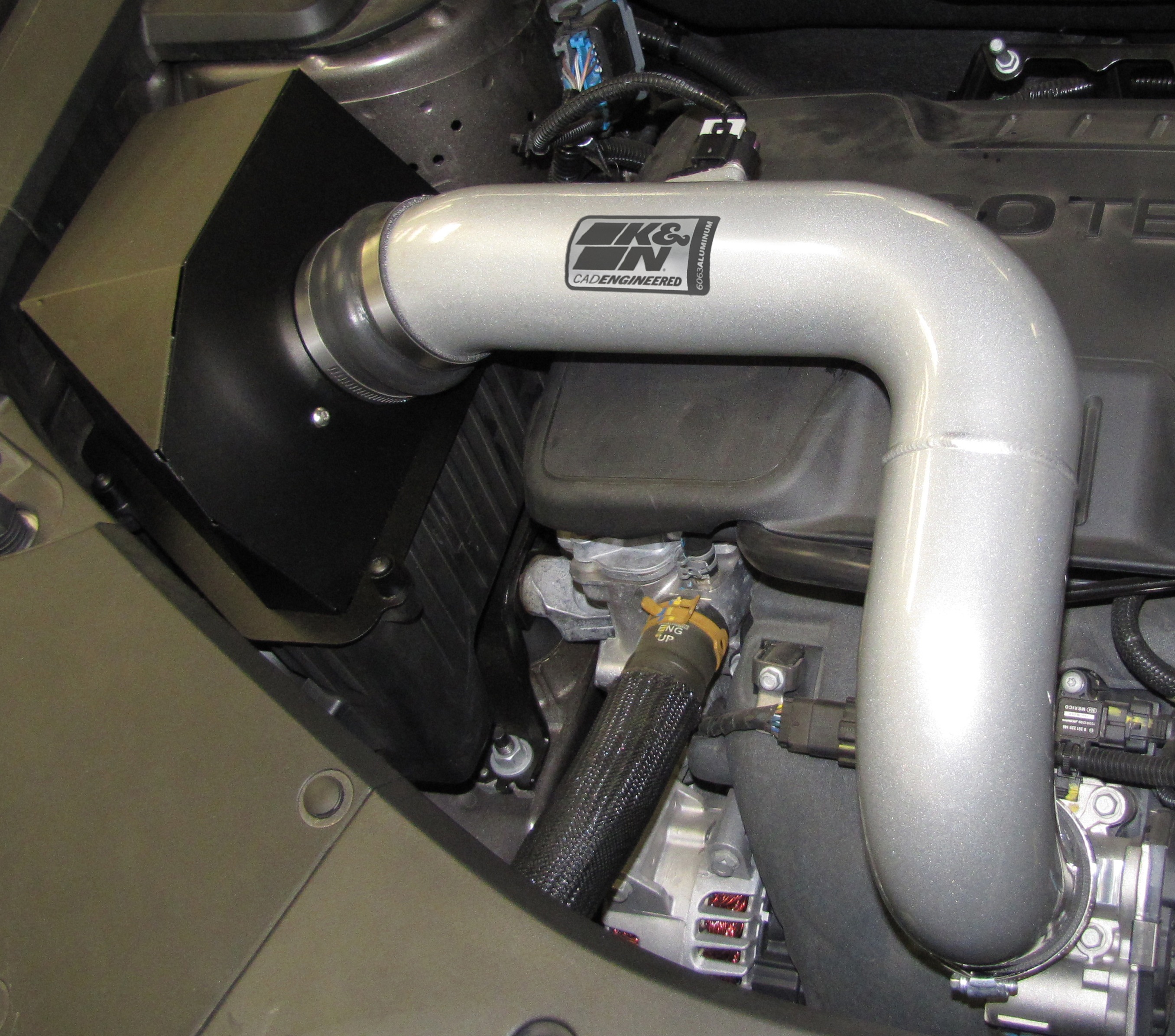 K&N Performance Air Intake System 77-3071KS
