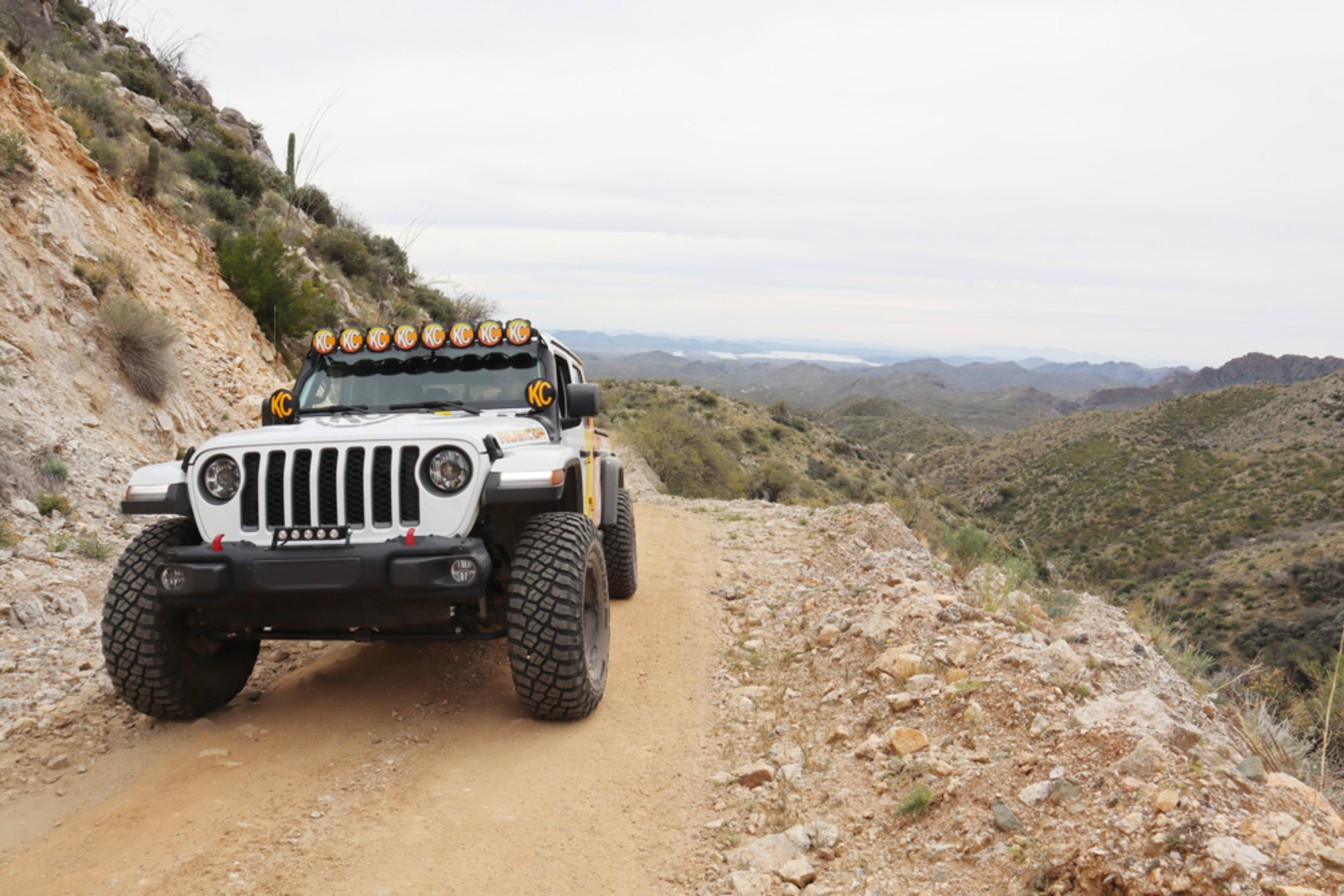 KC HiLiTES KC Cover 6in Vinyl Black Yellow PR 5102