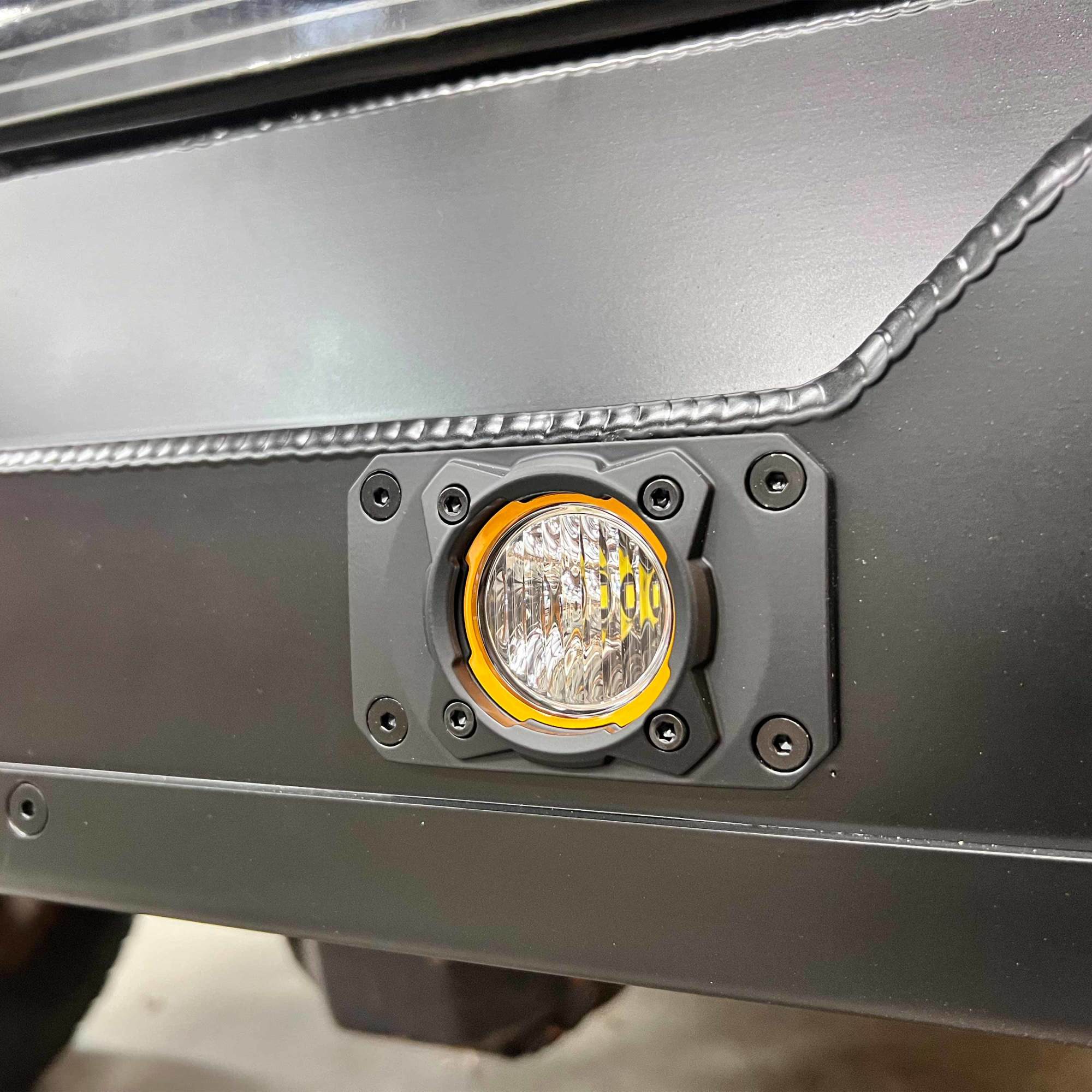 KC HiLiTES KC FLEX ERA 1 LED 2-Light Flush Mount Kit Rear Ext Wiring Harness & Sprd Bm Ptrn 521